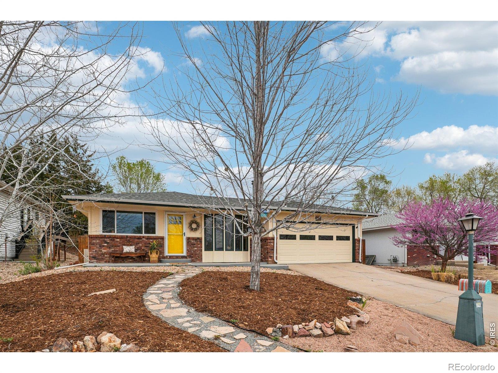  Longmont Home | MLS #: 45678910553521518  Green Place, Longmont Beds: 3 Baths: 2 Price: $535,000