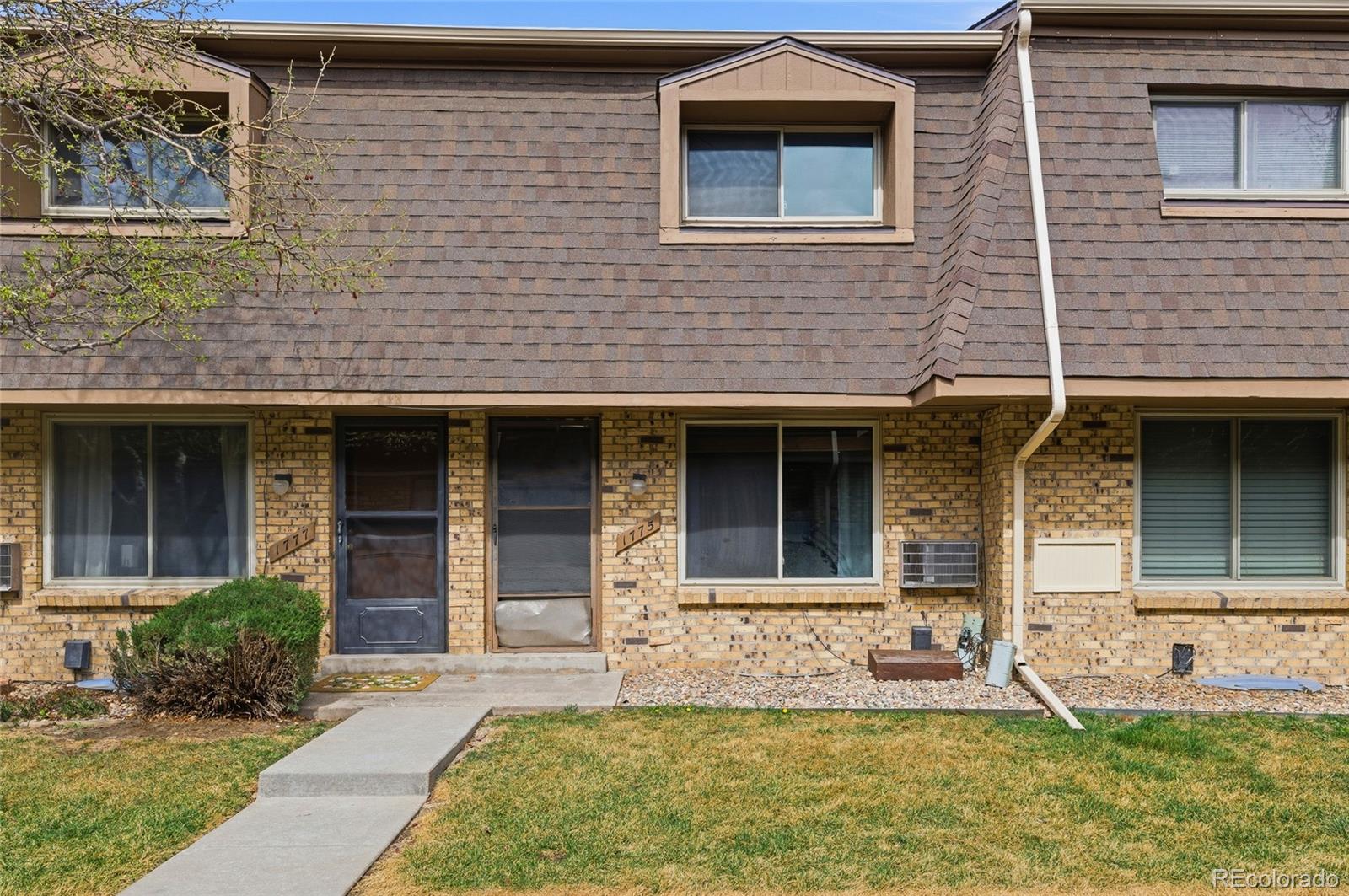 Applewood Lakewood Home | MLS #: 44162101775  Quail Street, Lakewood Beds: 2 Baths: 2 Price: $315,000