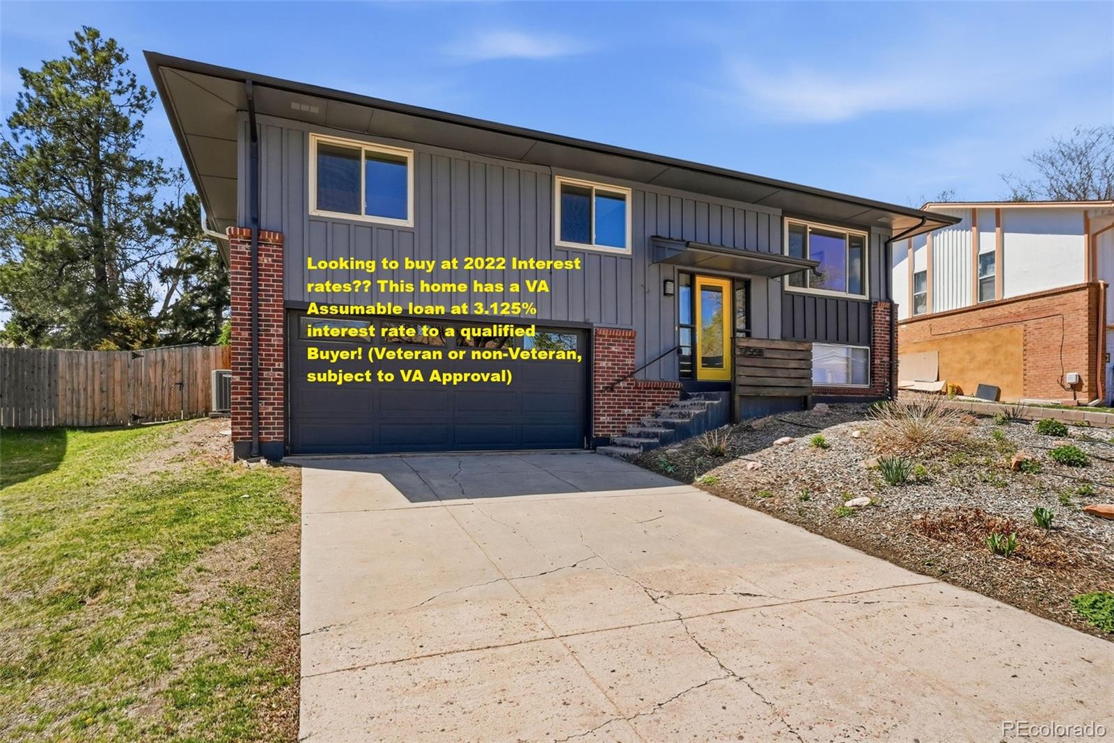  Lakewood Home | MLS #: 241817812558 W Arizona Place, Lakewood Beds: 4 Baths: 3 Price: $639,000