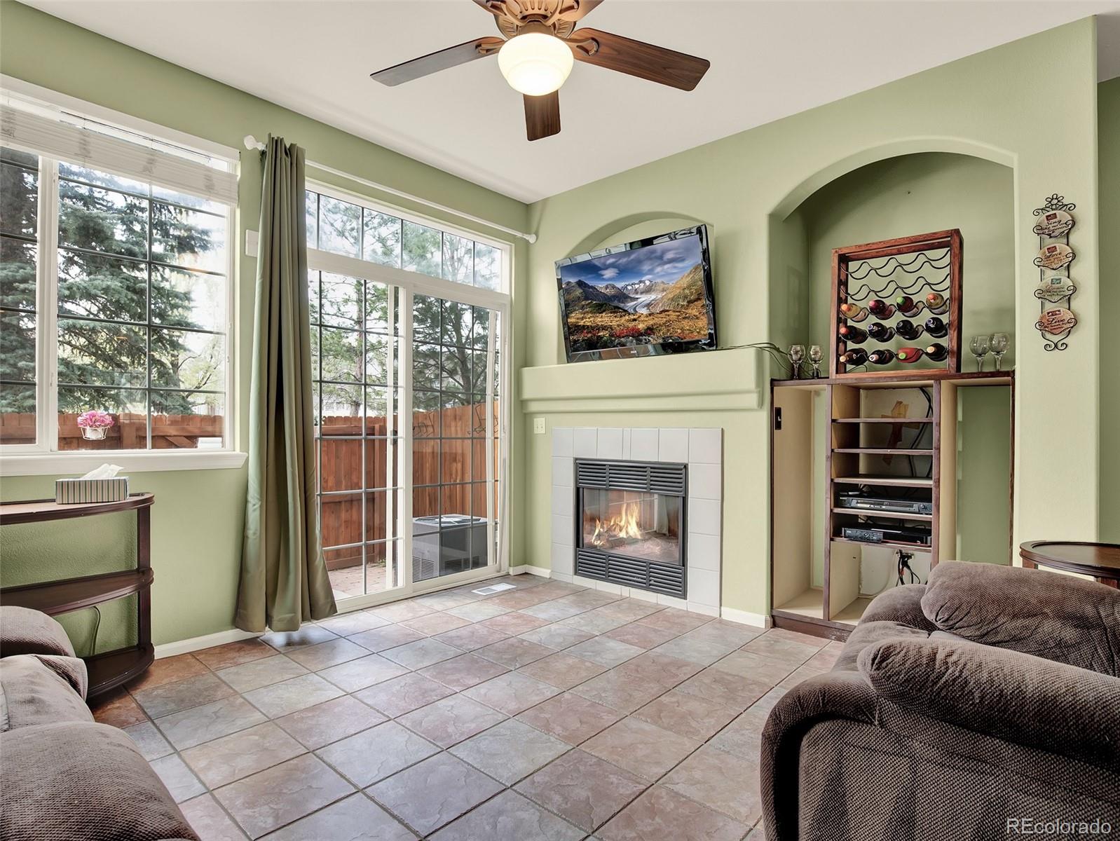 Chatfield Commons Littleton Home | MLS #: 18339069186 W Phillips Drive, Littleton Beds: 3 Baths: 3 Price: $429,000