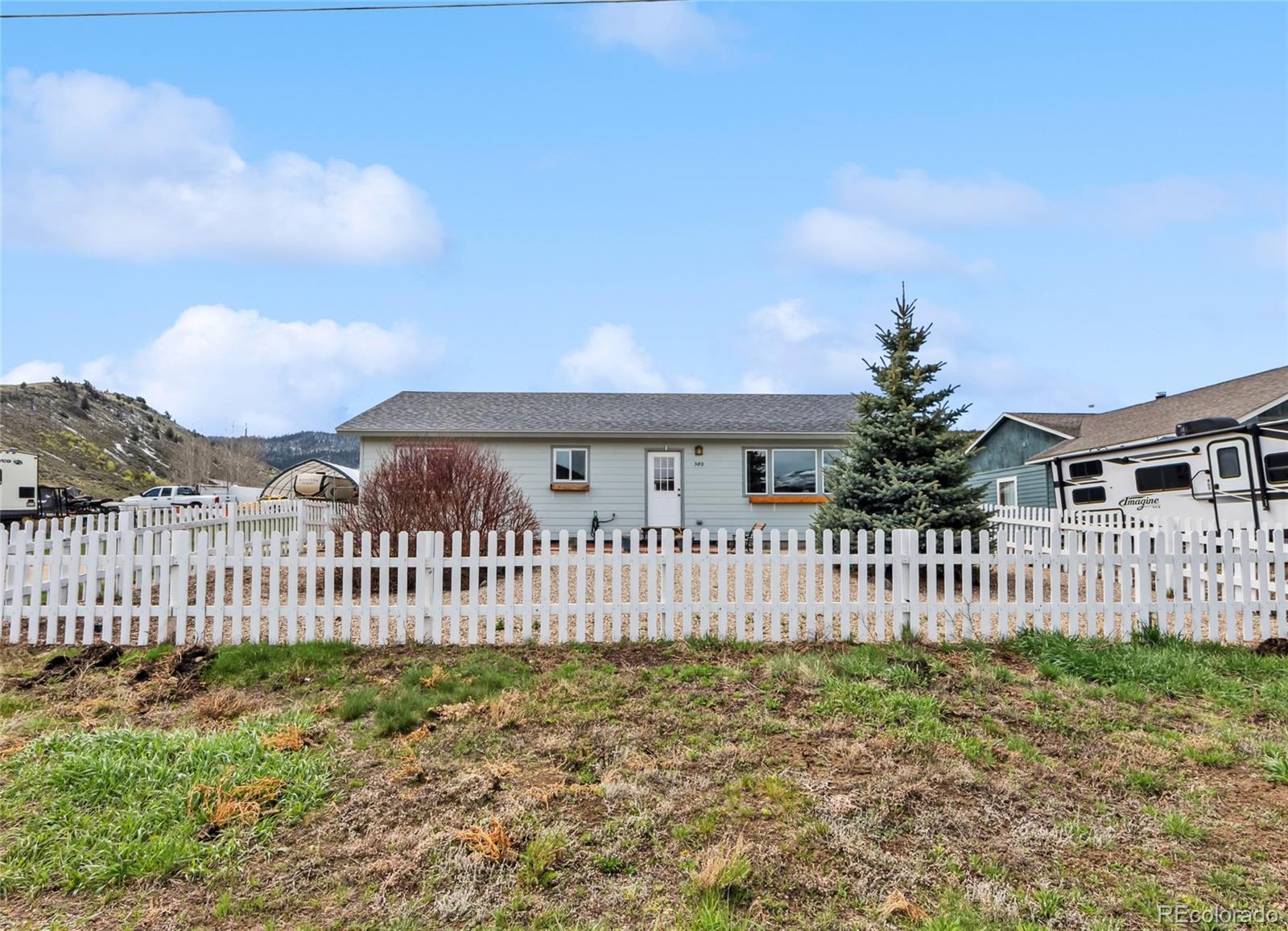580 e byers avenue, Hot Sulphur Springs sold home. Closed on 2026-06-29 for $484,000.