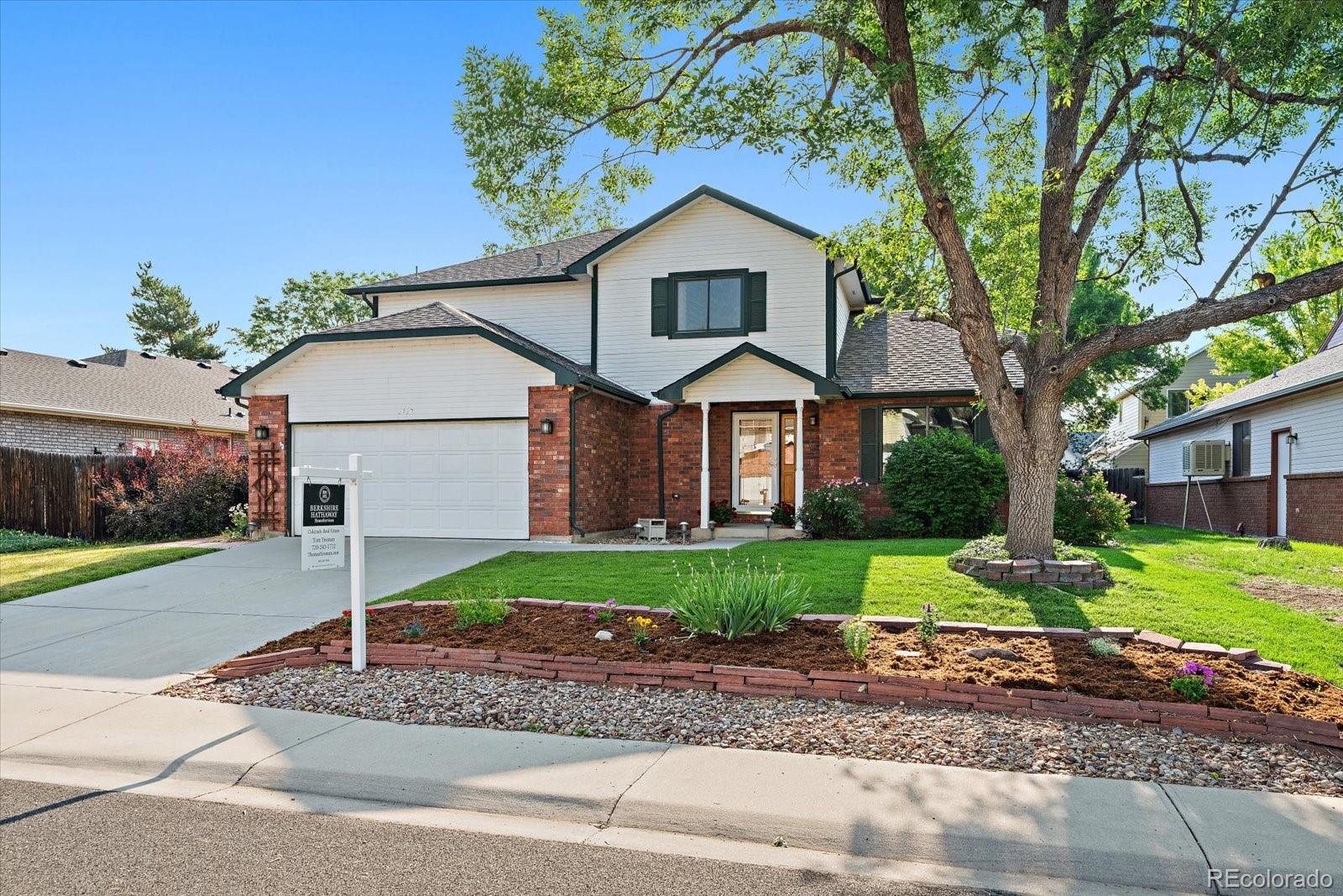  Longmont Home | MLS #: 37444162428  Maplewood Circle, Longmont Beds: 3 Baths: 4 Price: $650,000