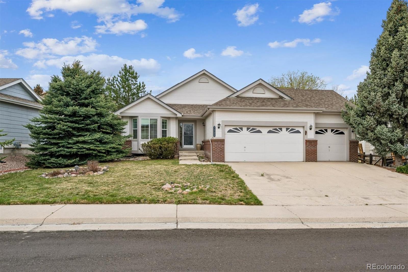Red Hawk Castle Rock Home | MLS #: 57235891927  Rough Court, Castle Rock Beds: 3 Baths: 3 Price: $525,000