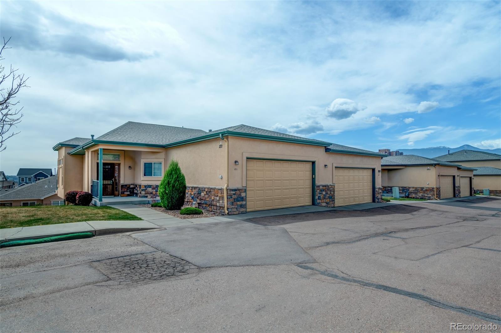 Eaglepointe Townhomes Colorado Springs Condo / Townhome | MLS #: 3527230271  Eagle Summit Point 101, Colorado Springs Beds: 3 Baths: 3 Price: $249,999