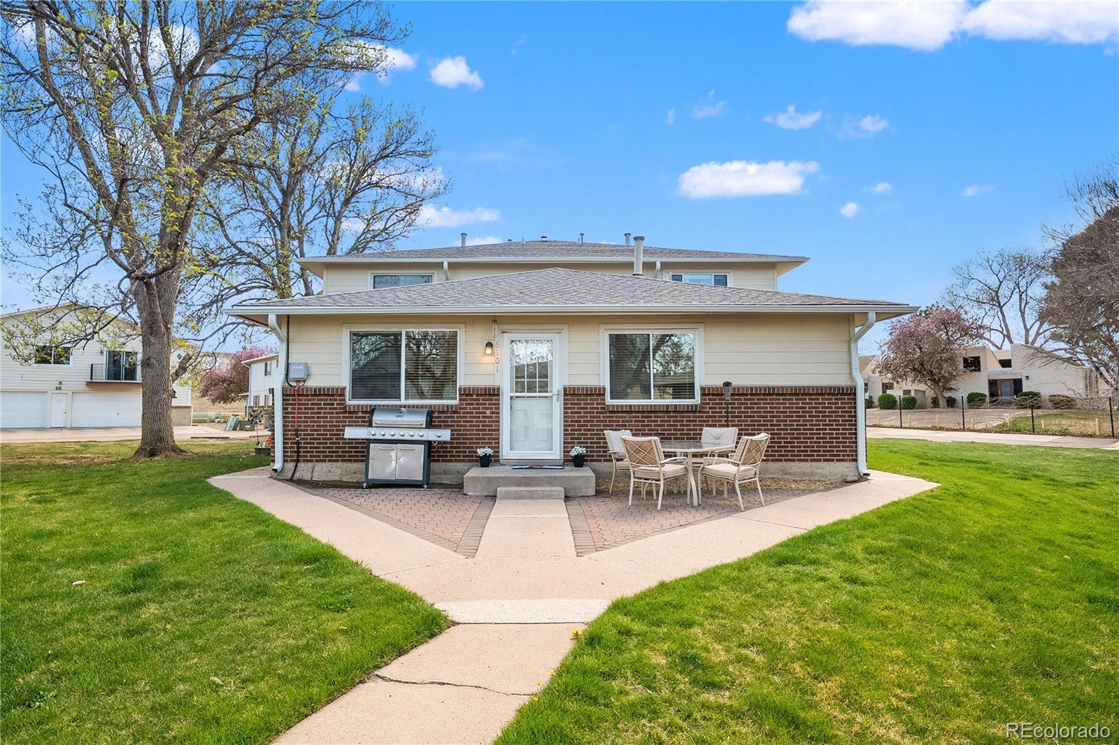  Lakewood Home | MLS #: 40115757309 W Hampden Avenue, Lakewood Beds: 2 Baths: 1 Price: $245,000