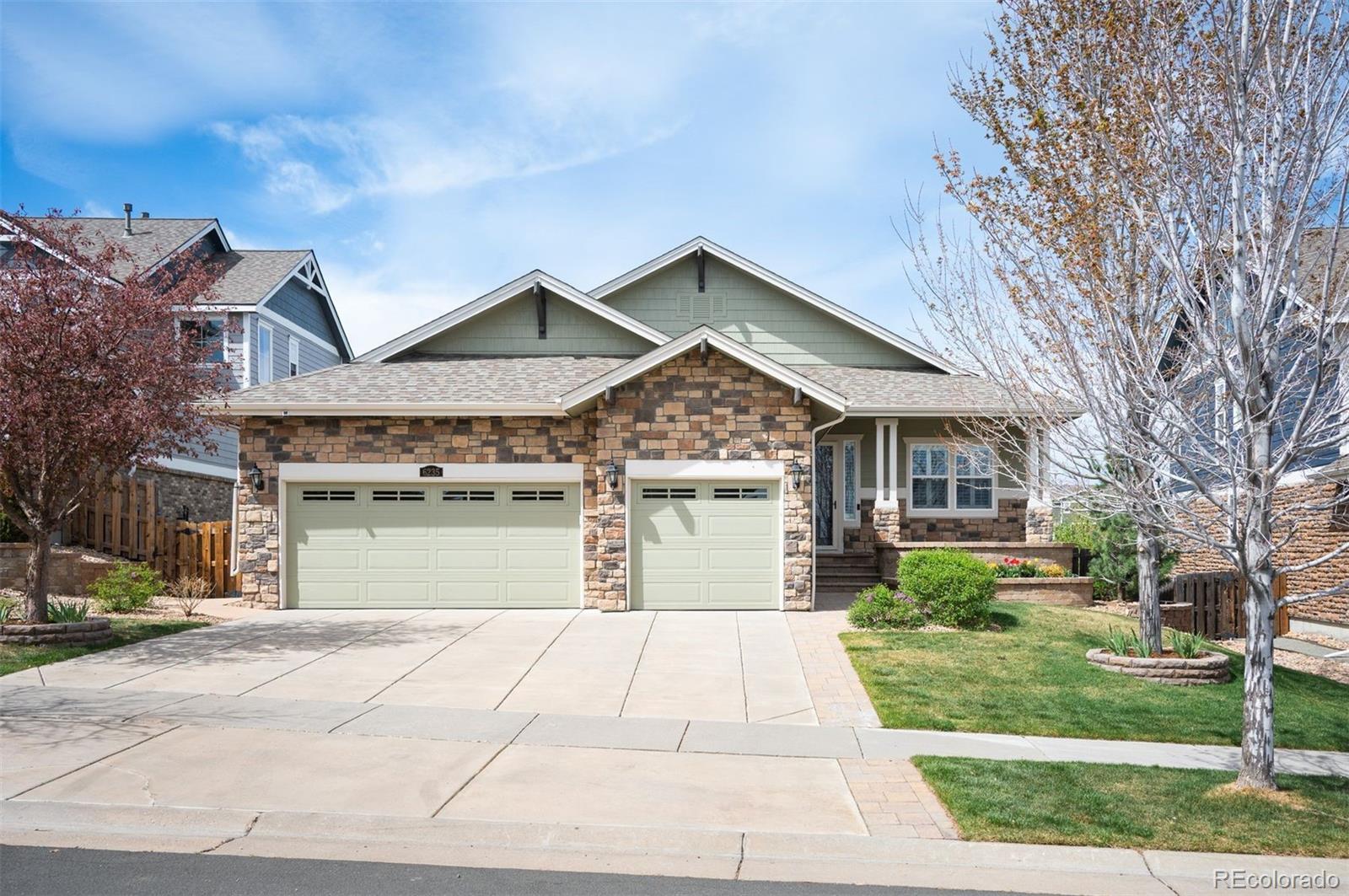  Aurora Home | MLS #: 99648496235 S Millbrook Way, Aurora Beds: 5 Baths: 3 Price: $825,000