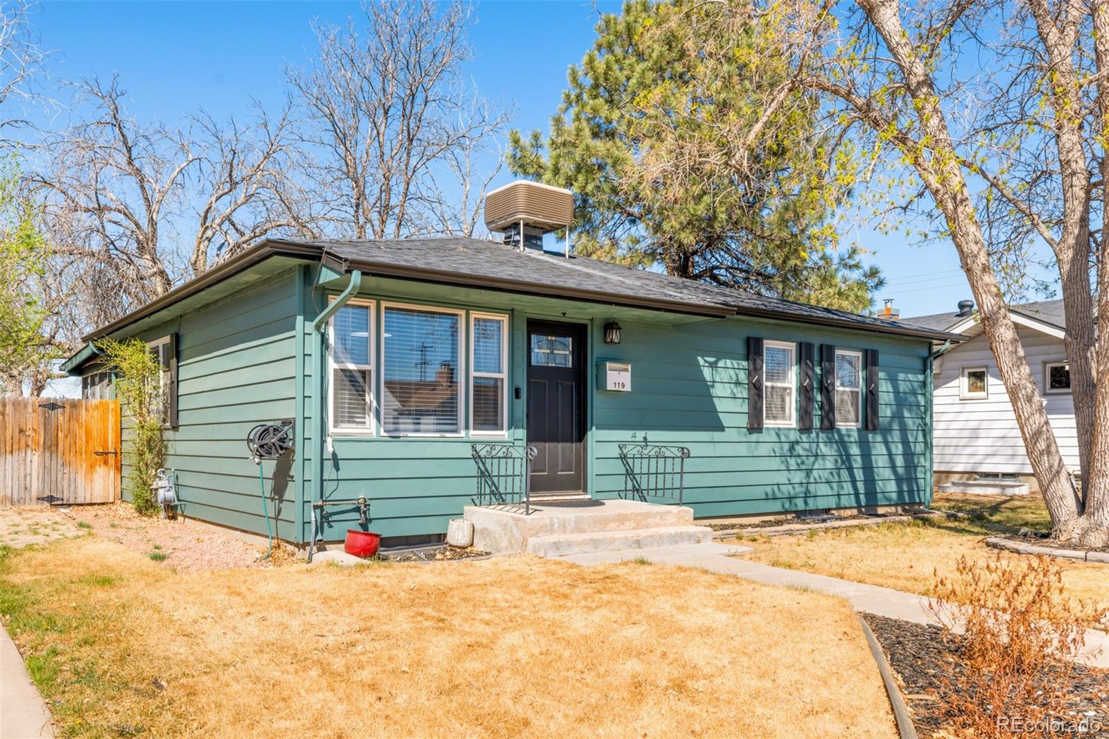  Brighton Home | MLS #: 3001403119 S 8th Avenue, Brighton Beds: 4 Baths: 2 Price: $445,000