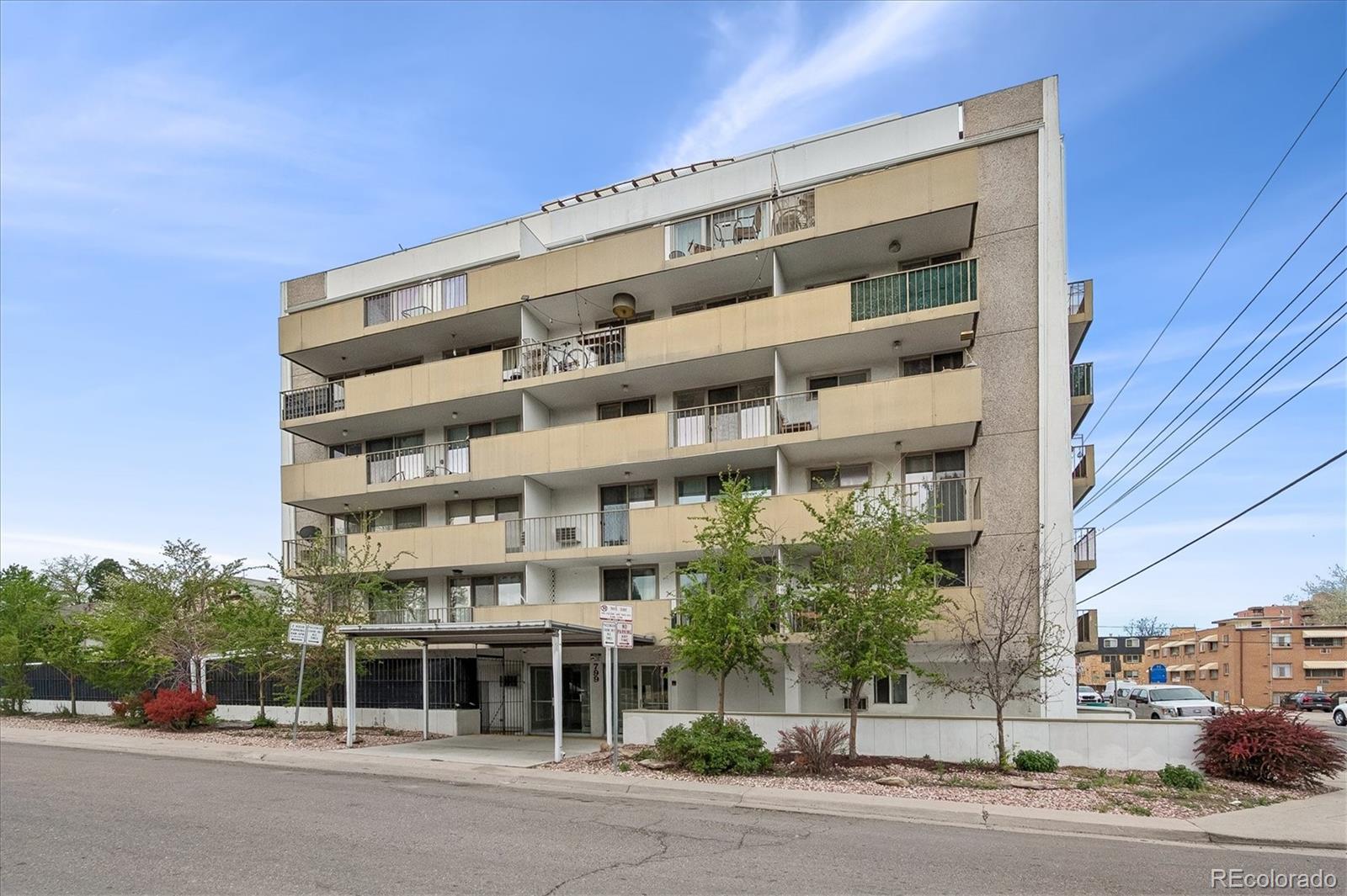 Hale Denver Condo / Townhome | MLS #: 4580268799  Dahlia Street 601, Denver Beds: 2 Baths: 2 Price: $169,900