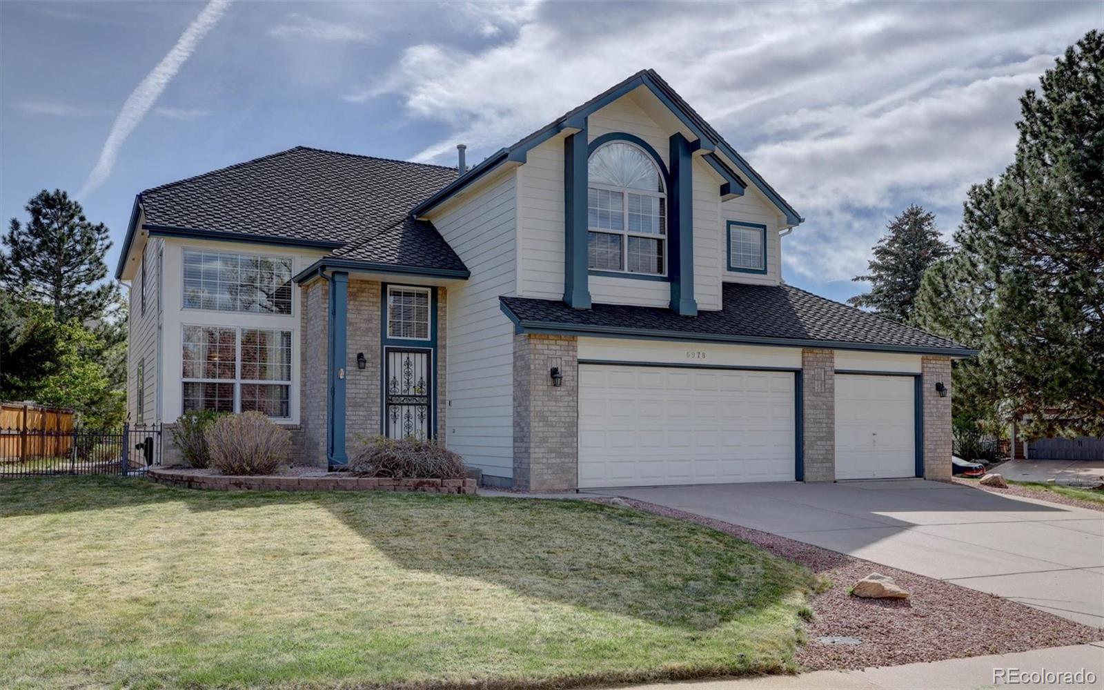  Arvada Home | MLS #: 19167606978  Noble Court, Arvada Beds: 5 Baths: 4 Price: $789,900