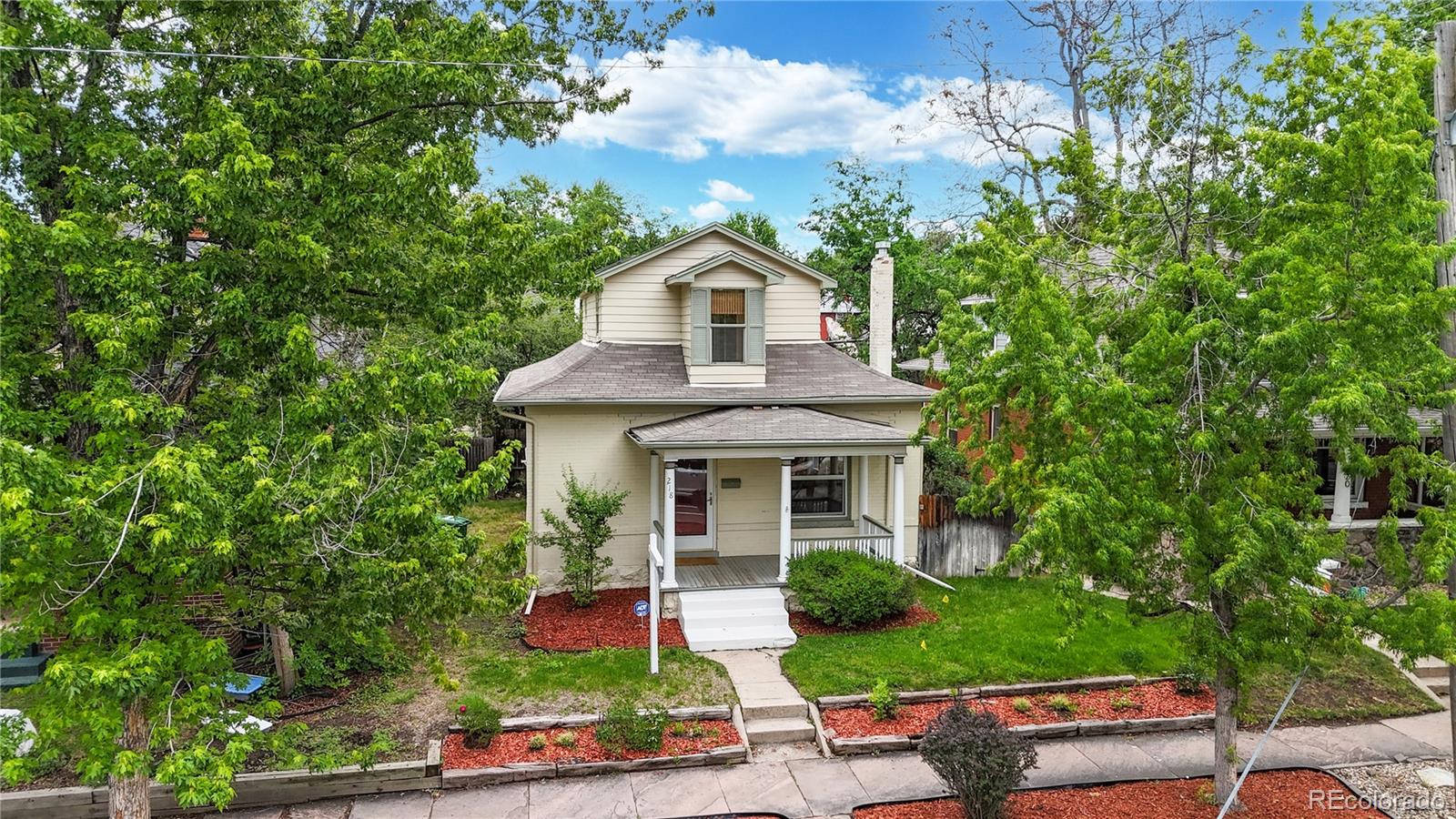  Denver Home | MLS #: 2811818218 S Emerson Street, Denver Beds: 3 Baths: 3 Price: $780,000