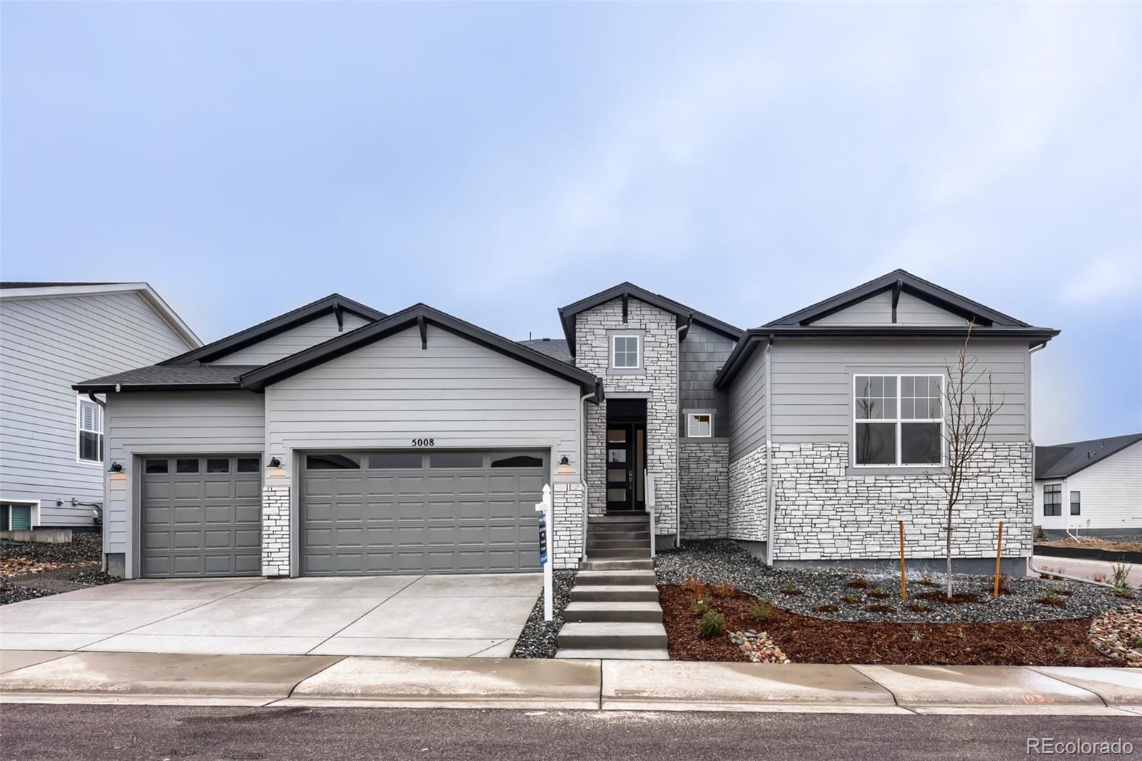  Castle Rock Home | MLS #: 51256005008  Cupule Trail, Castle Rock Beds: 2 Baths: 3 Price: $1,050,000