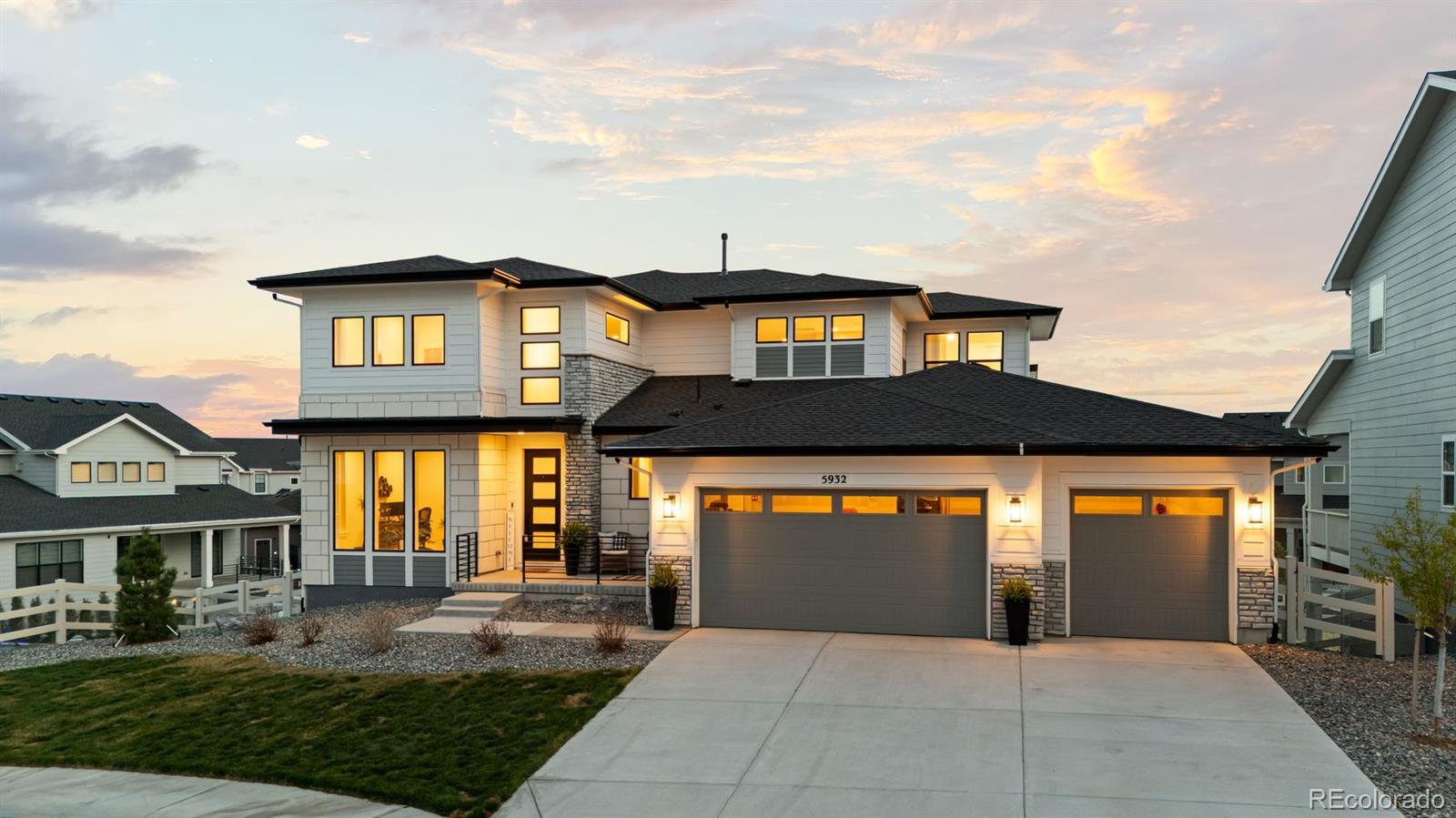  Parker Home | MLS #: 62843685932  Los Olivas Point, Parker Beds: 4 Baths: 4 Price: $1,175,000