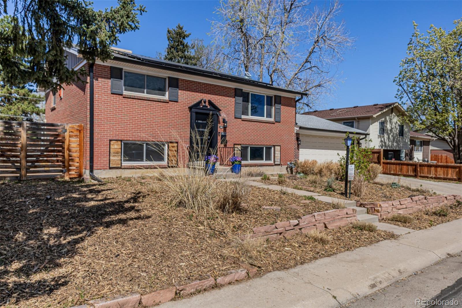 11875 spring drive, Northglenn sold home. Closed on 2026-05-28 for $479,000.