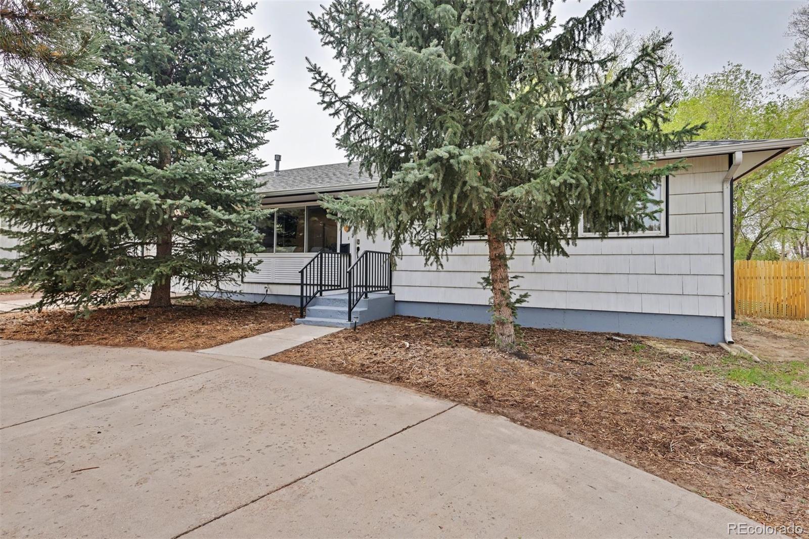 Smartts Colorado Springs Home | MLS #: 85971842619 E Bijou Street, Colorado Springs Beds: 3 Baths: 1 Price: $320,000
