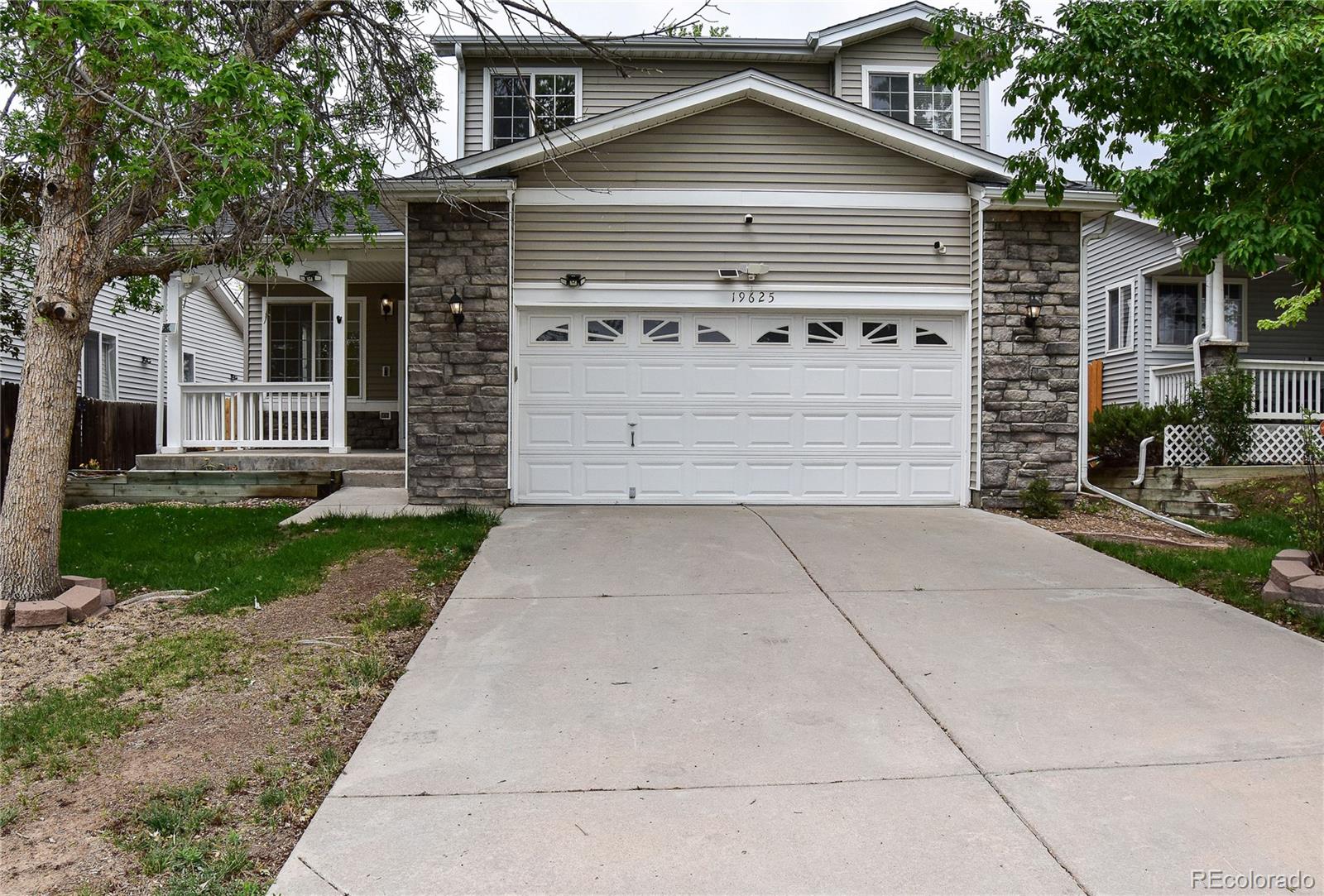 Aurora East Village Aurora Home | MLS #: 652984519625 E Montview Drive, Aurora Beds: 3 Baths: 3 Price: $489,000