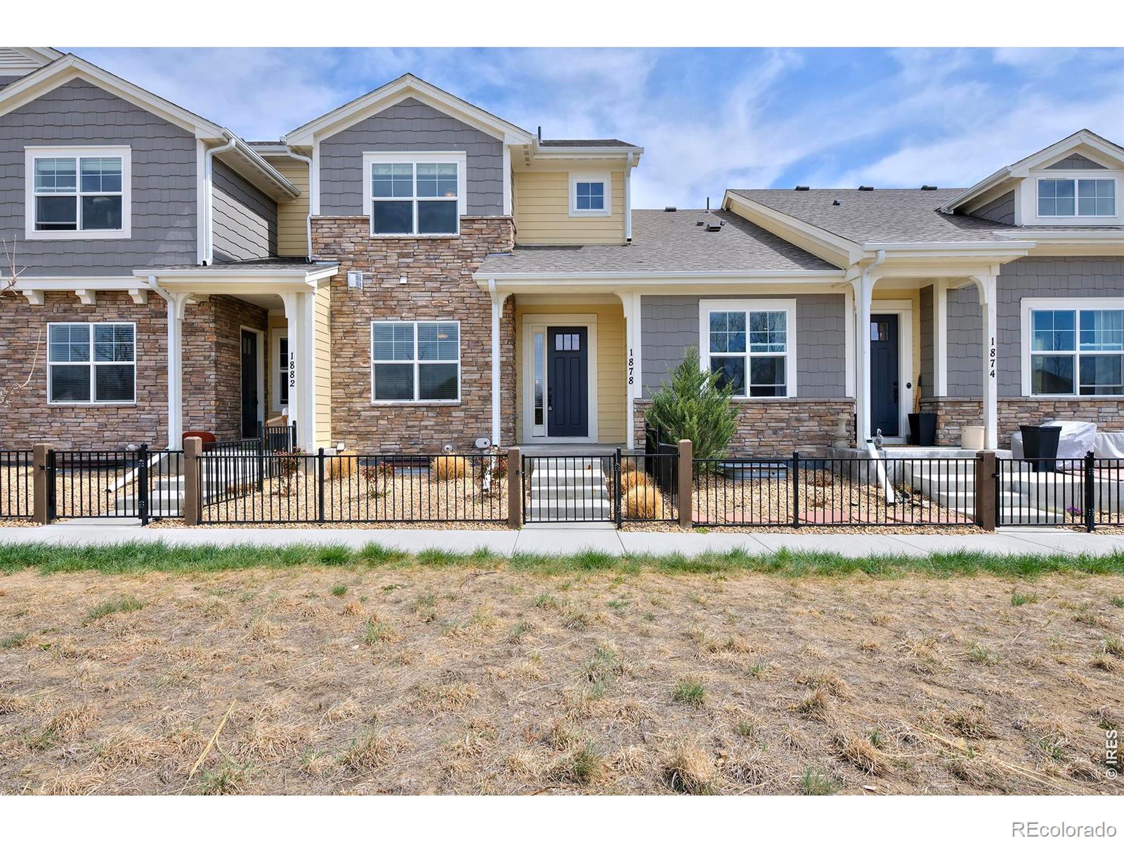 Kendall Brook Loveland Home | MLS #: 45678910558831878 W 50th Street, Loveland Beds: 3 Baths: 3 Price: $450,000