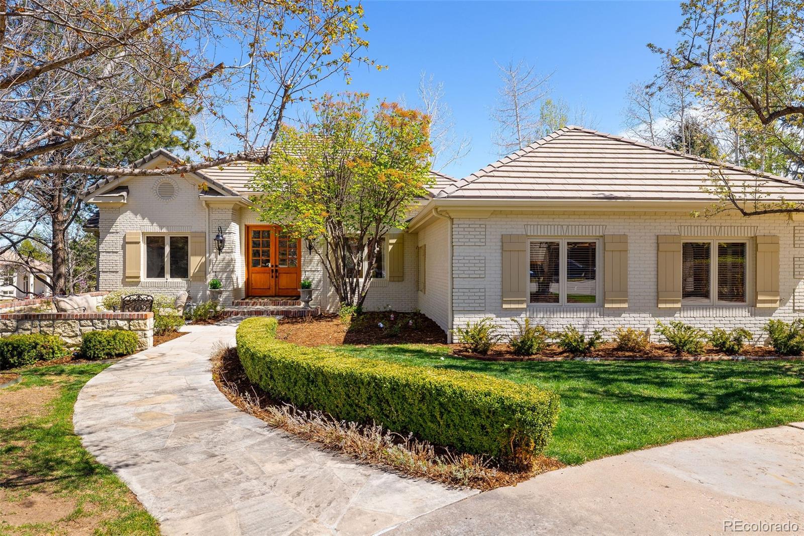  Greenwood Village Home | MLS #: 41045025205 E Linden Court, Greenwood Village Beds: 4 Baths: 4 Price: $2,395,000