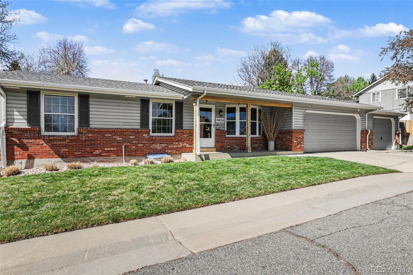 8958 w 77th place, Arvada sold home. Closed on 2026-05-22 for $596,500.