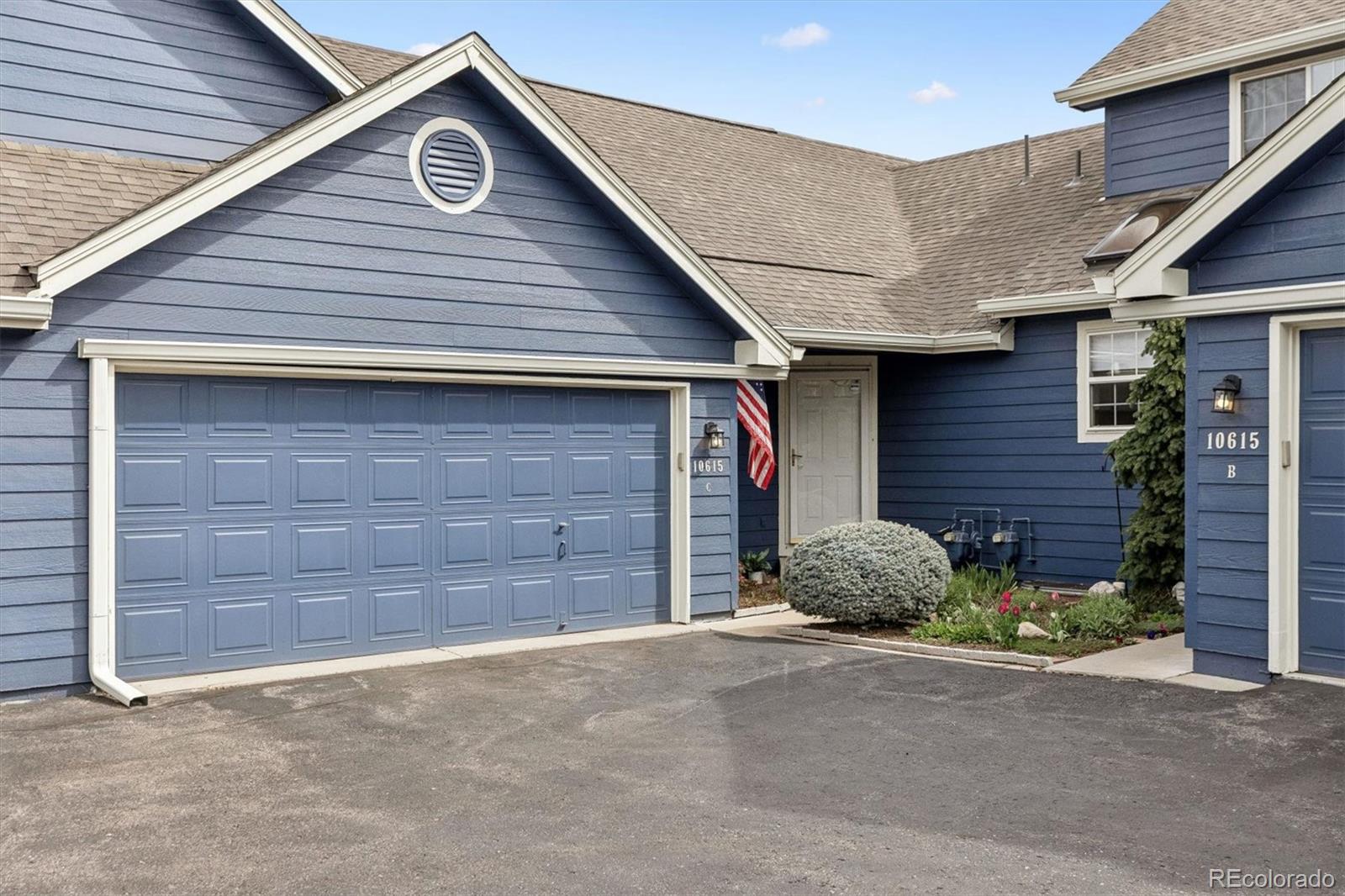Township Littleton Condo / Townhome | MLS #: 370811110615 W Dumbarton Circle C, Littleton Beds: 3 Baths: 3 Price: $550,000