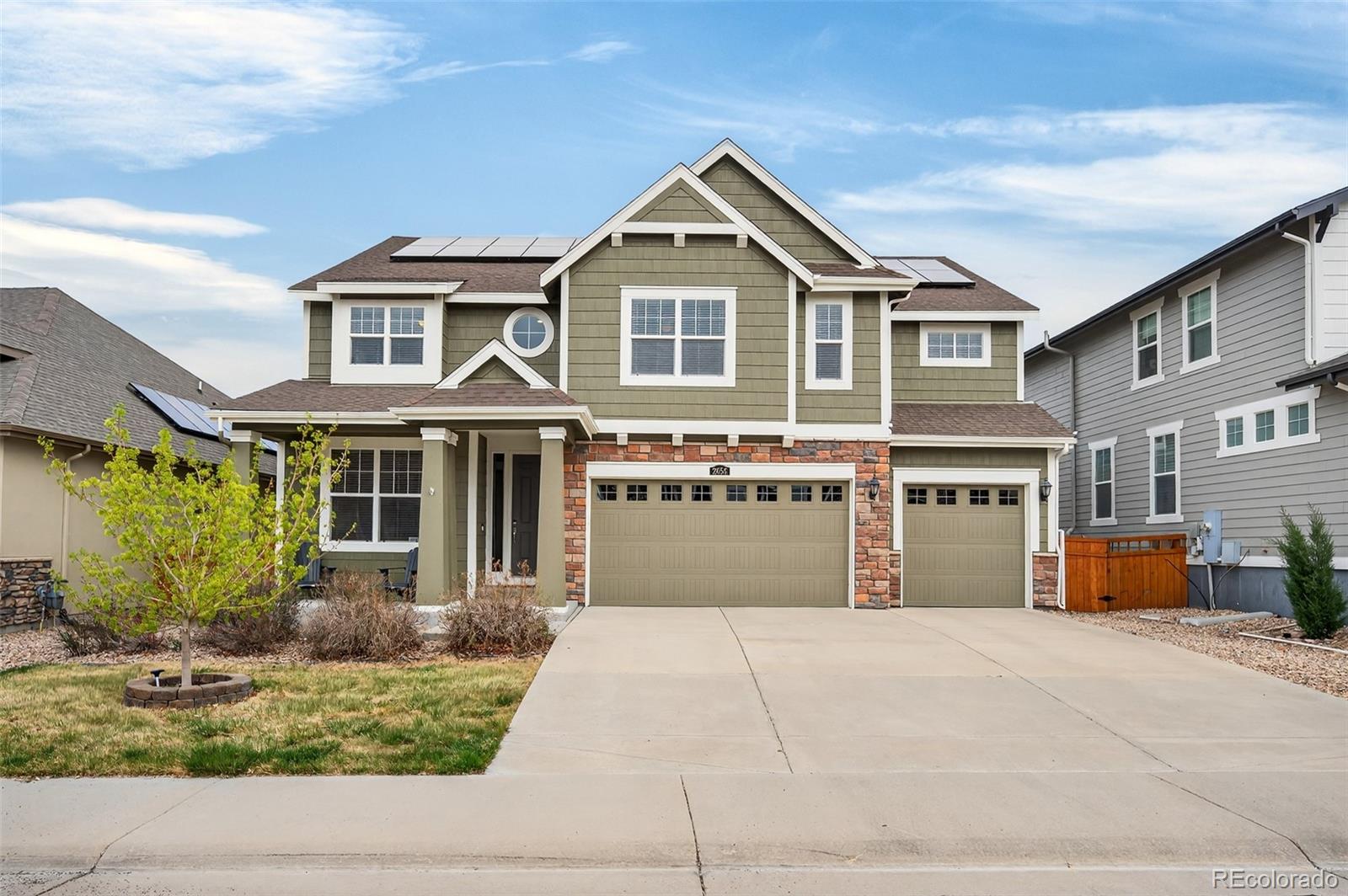 The Meadows Castle Rock Home | MLS #: 16107802656  Leafdale Circle, Castle Rock Beds: 6 Baths: 5 Price: $800,000