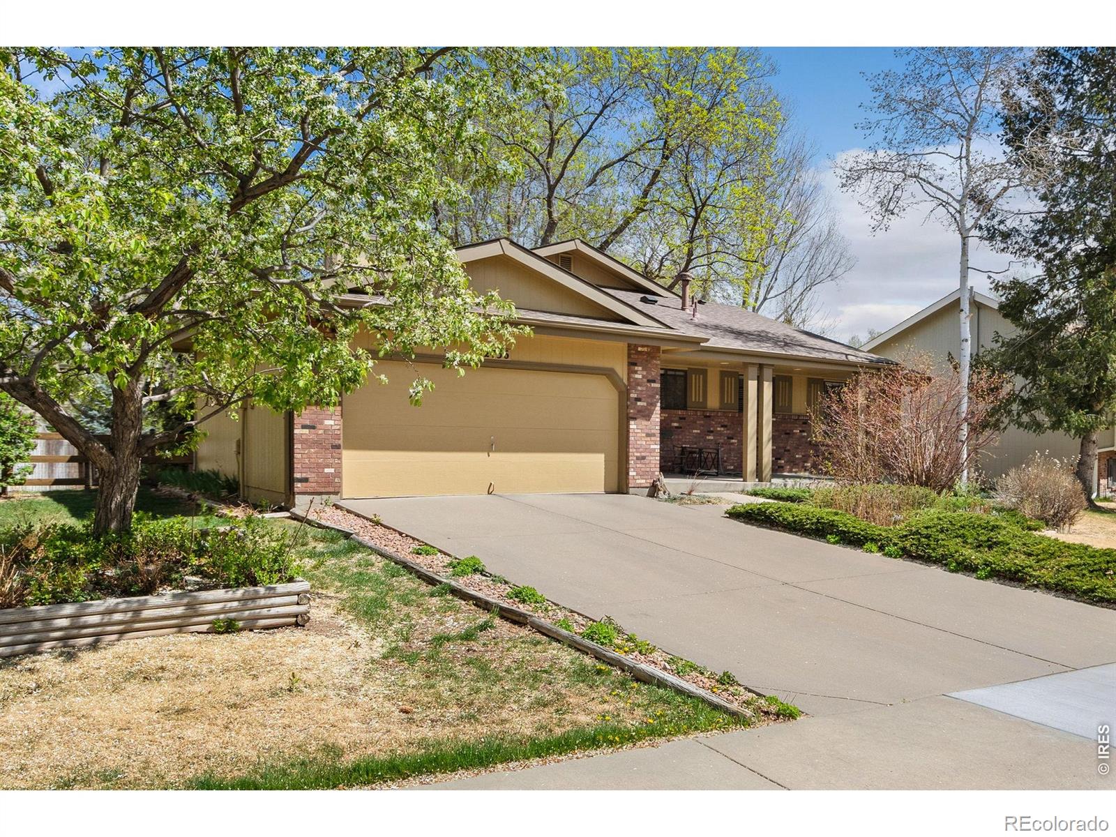 Parkwood Fort Collins Home | MLS #: 45678910559932436  Creekwood Drive, Fort Collins Beds: 3 Baths: 2 Price: $530,000