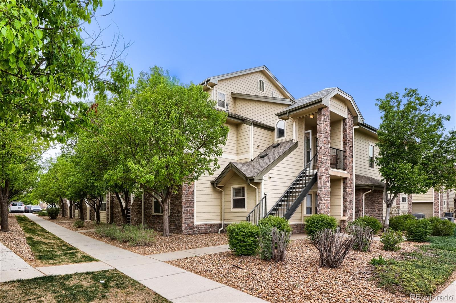 Wildhorse Ridge Denver Condo / Townhome | MLS #: 19085625800  Tower Road 1006, Denver Beds: 2 Baths: 1 Price: $255,000