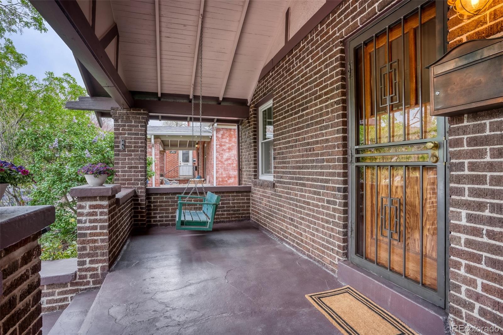 550 n ogden street, Denver sold home. Closed on 2026-05-11 for $702,000.
