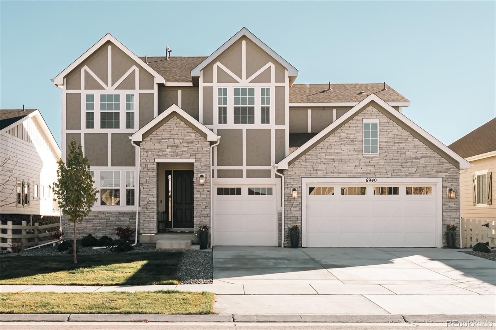 Southshore Aurora Home | MLS #: 69674506940 S Yantley Court, Aurora Beds: 6 Baths: 5 Price: $1,295,000