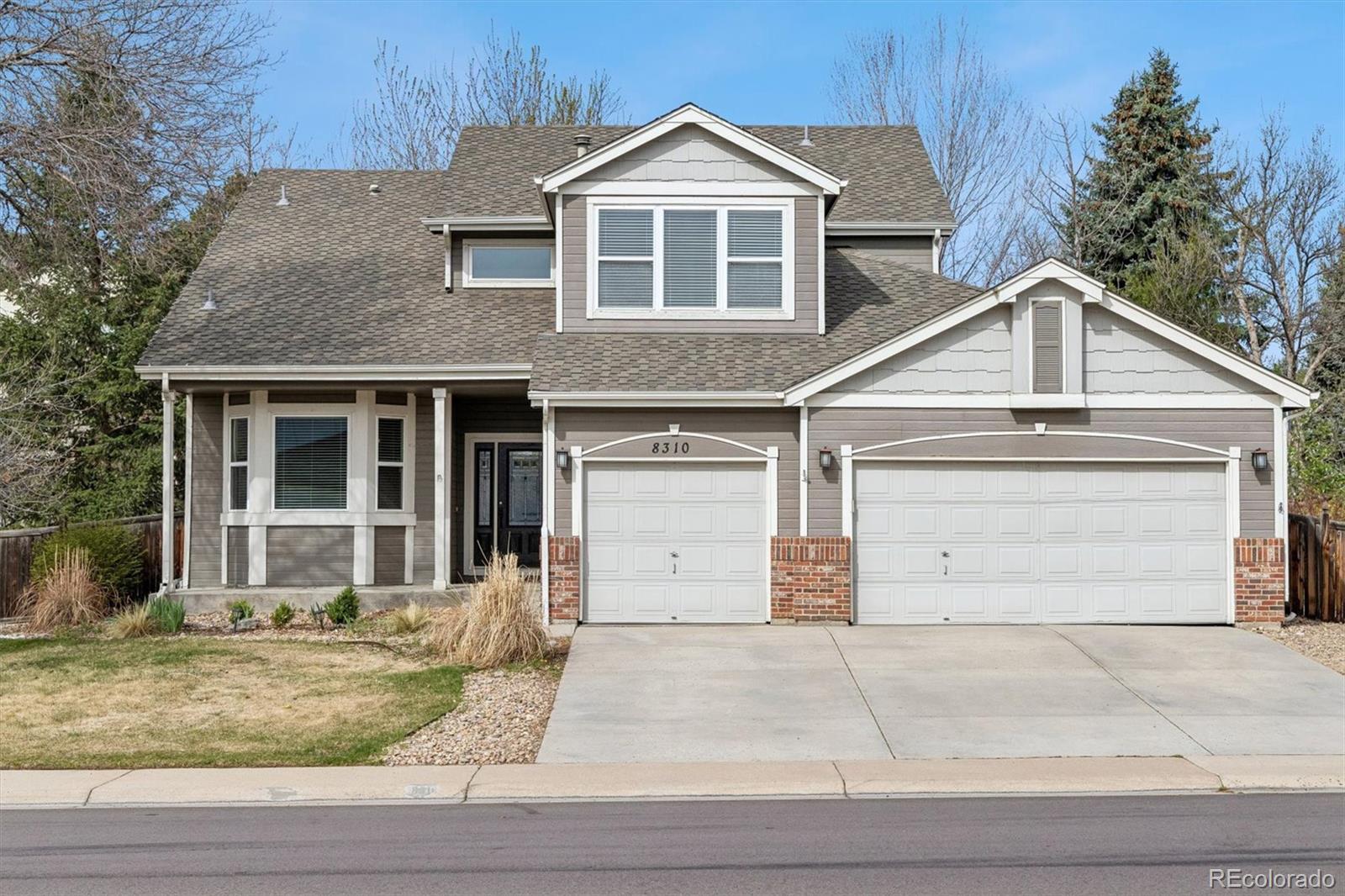  Littleton Home | MLS #: 18458368310 W Fairview Avenue, Littleton Beds: 5 Baths: 4 Price: $833,000