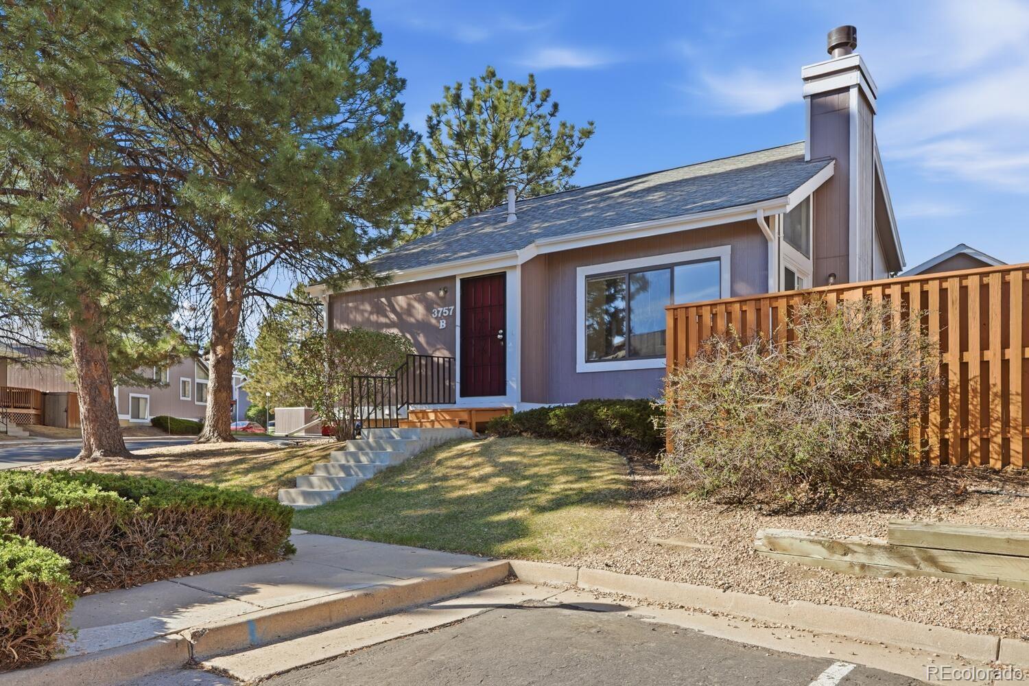  Aurora Home | MLS #: 61284463757 S Genoa Circle, Aurora Beds: 3 Baths: 2 Price: $362,900