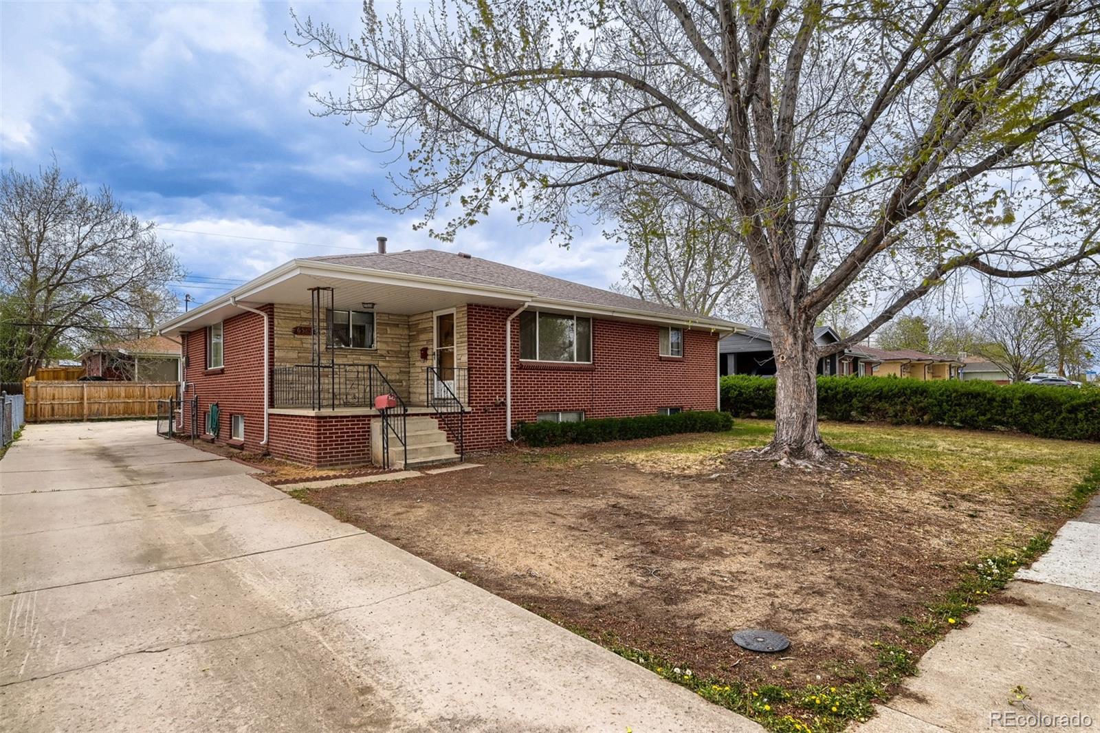 6561  marshall street, Arvada sold home. Closed on 2026-05-07 for $470,000.