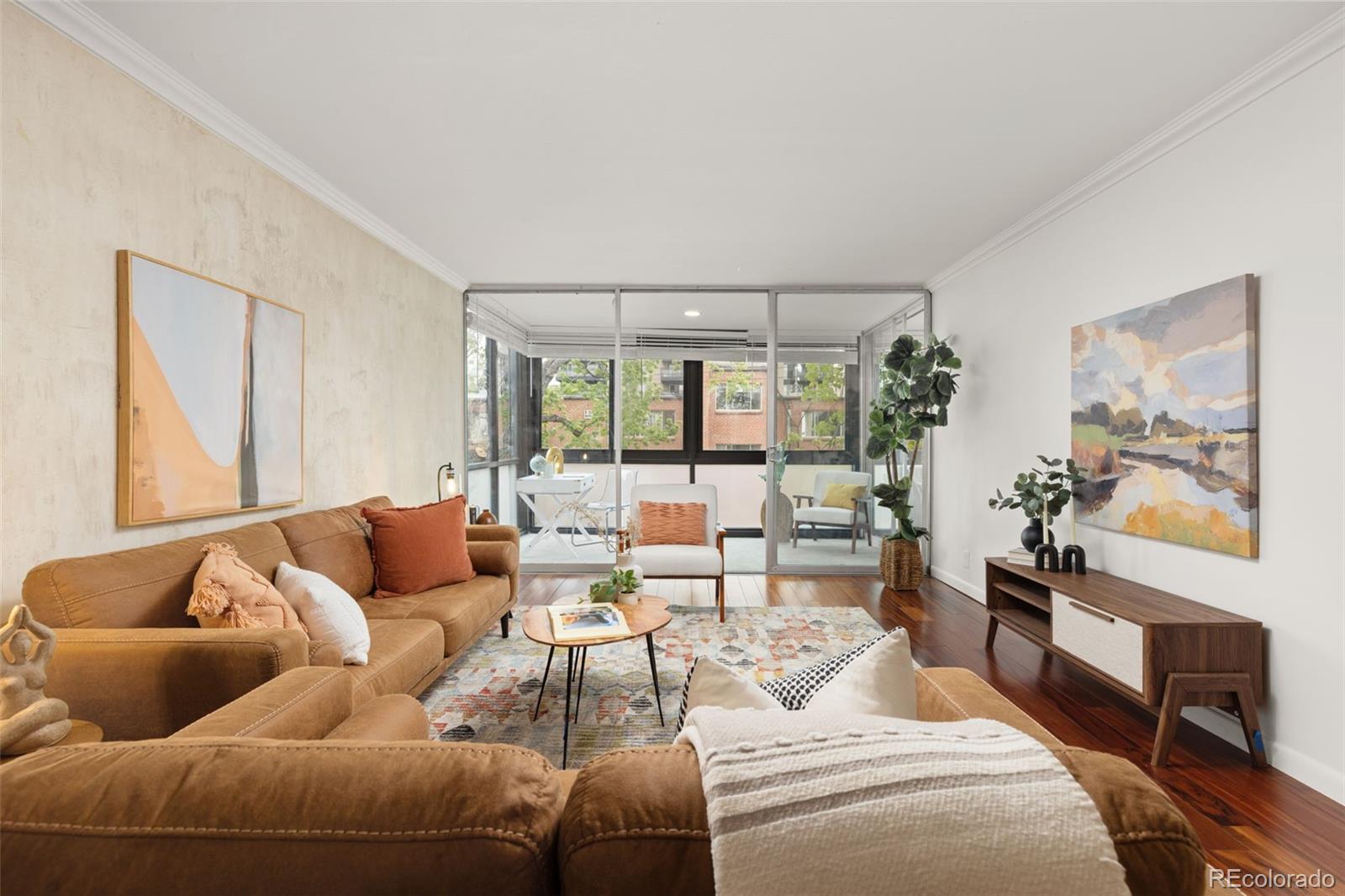  Denver Condo / Townhome | MLS #: 57282691050 N Corona Street 302, Denver Beds: 2 Baths: 2 Price: $290,000