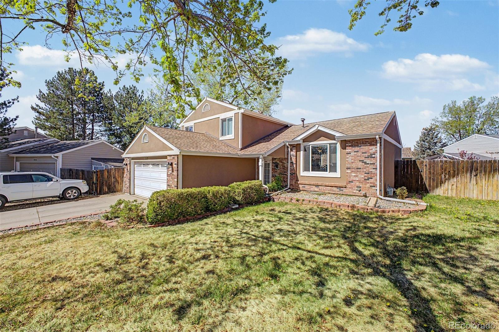 Smoky Hill Centennial Home | MLS #: 39791295333 S Pitkin Court, Centennial Beds: 4 Baths: 2 Price: $485,000