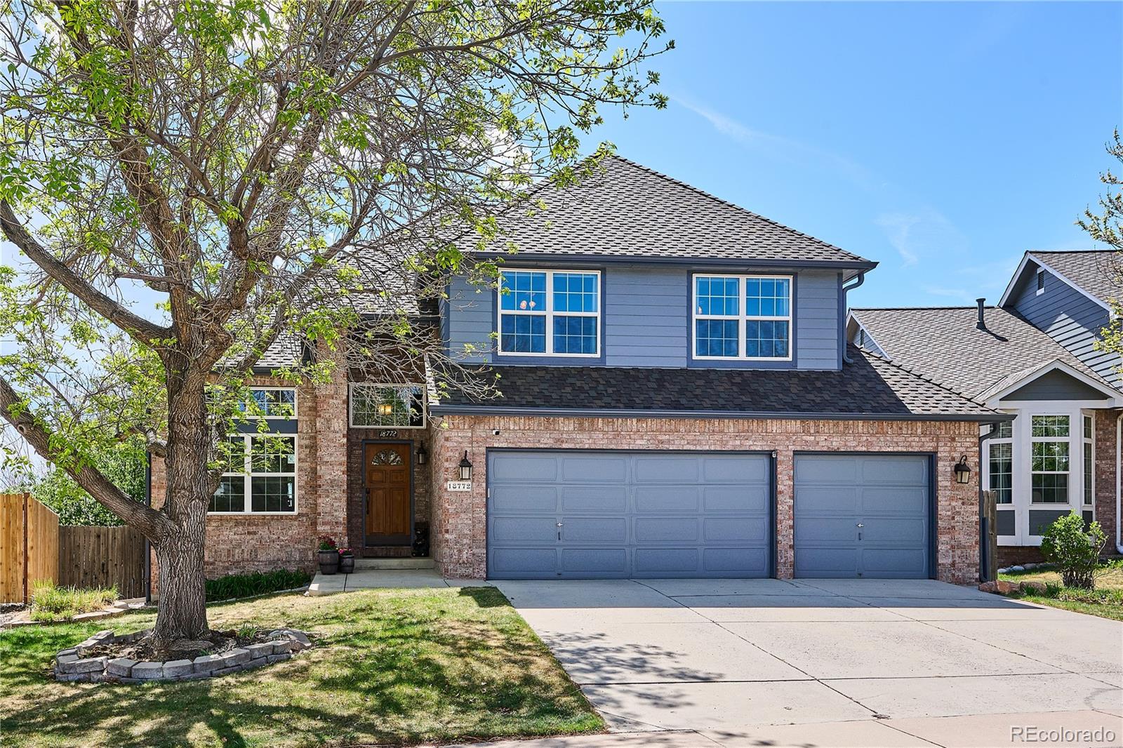 Tuscany Aurora Home | MLS #: 175483818772 E Powers Drive, Aurora Beds: 4 Baths: 5 Price: $730,000