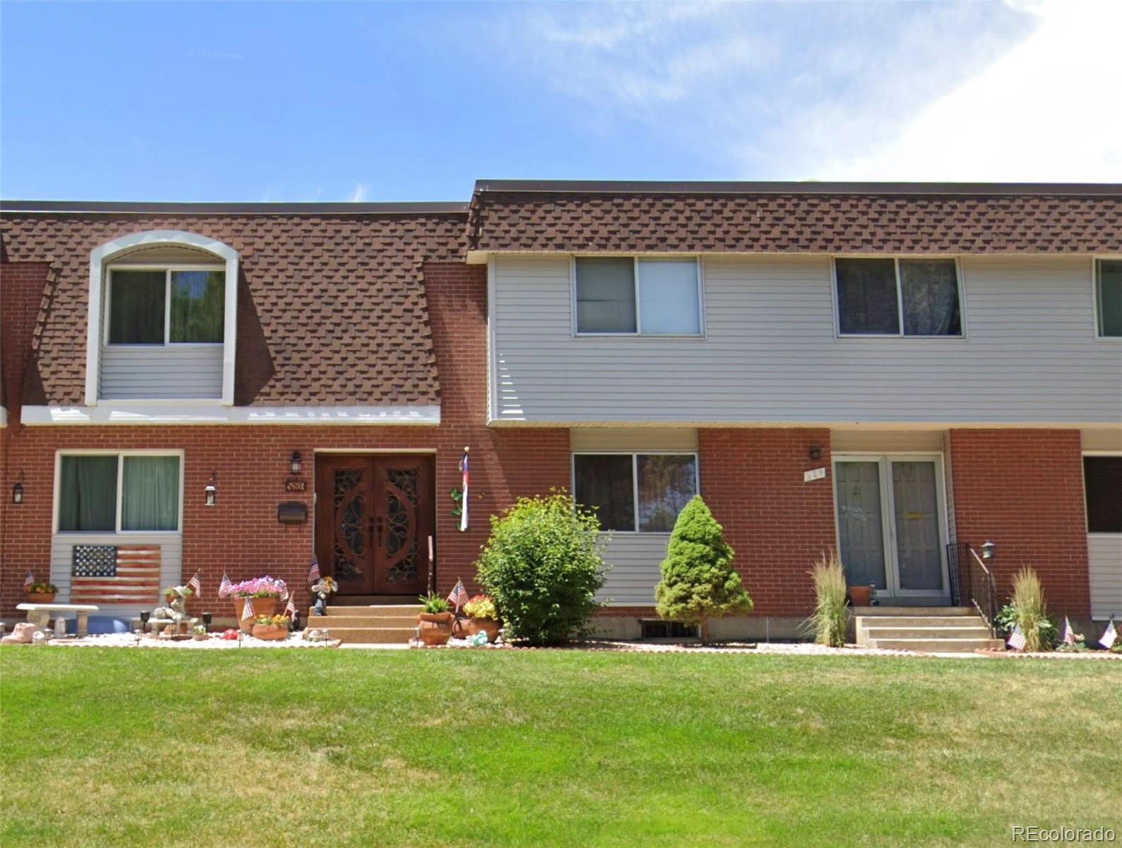 Green Mountain Lakewood Condo / Townhome | MLS #: 5418447579 S Xenon Court , Lakewood Beds: 4 Baths: 4 Price: $300,000