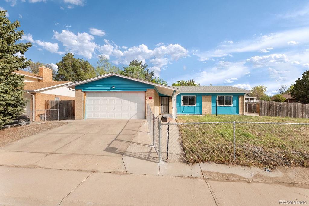  Denver Home | MLS #: 281458212978 E Elgin Drive, Denver Beds: 3 Baths: 2 Price: $430,000