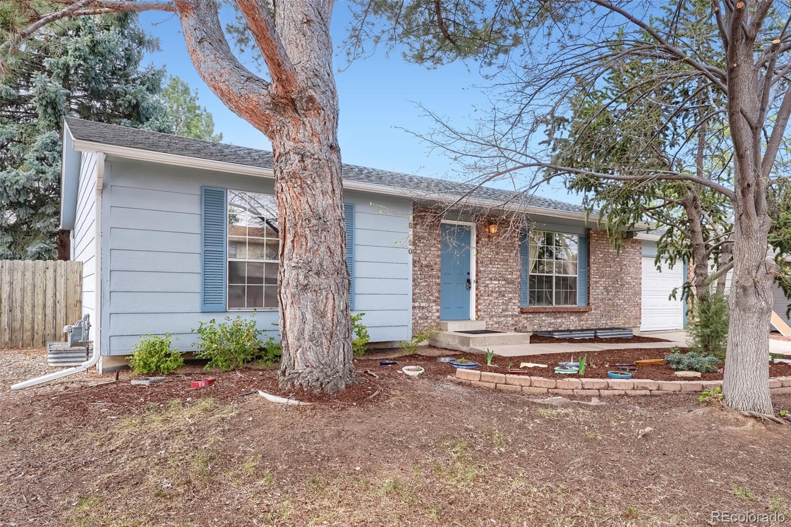 Aurora Knolls Aurora Home | MLS #: 986042118120 E Asbury Drive, Aurora Beds: 3 Baths: 2 Price: $420,000