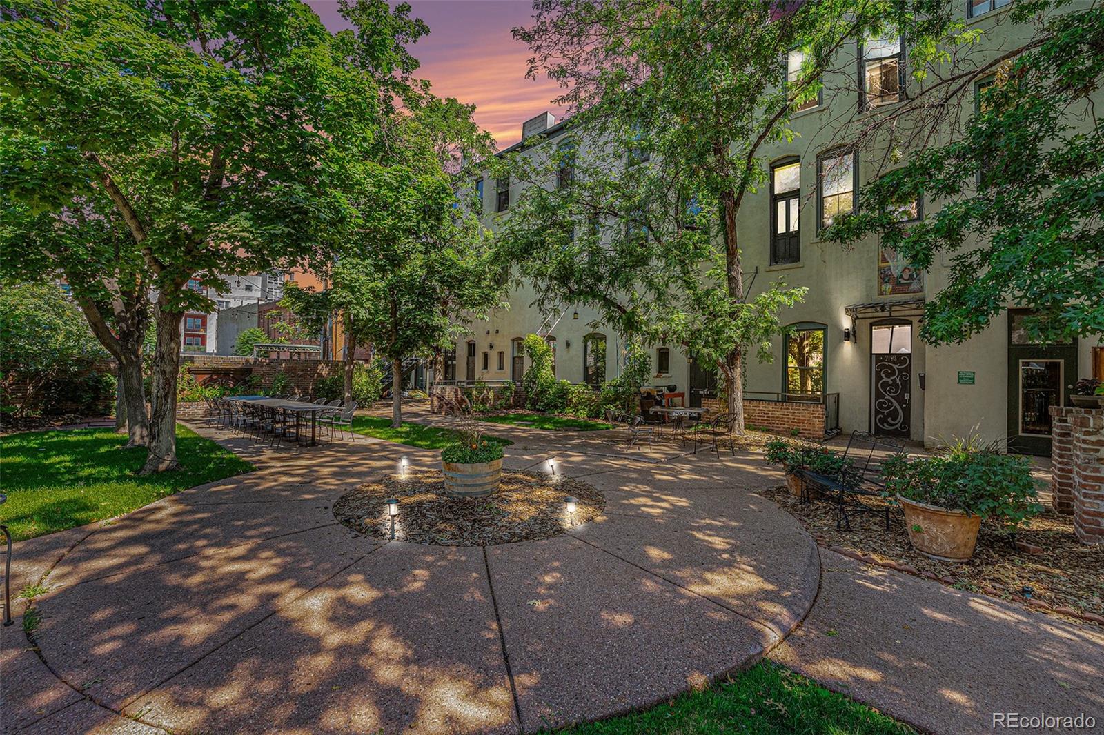 2193 arapahoe street, Denver sold home. Closed on 2026-07-27 for $275,000.