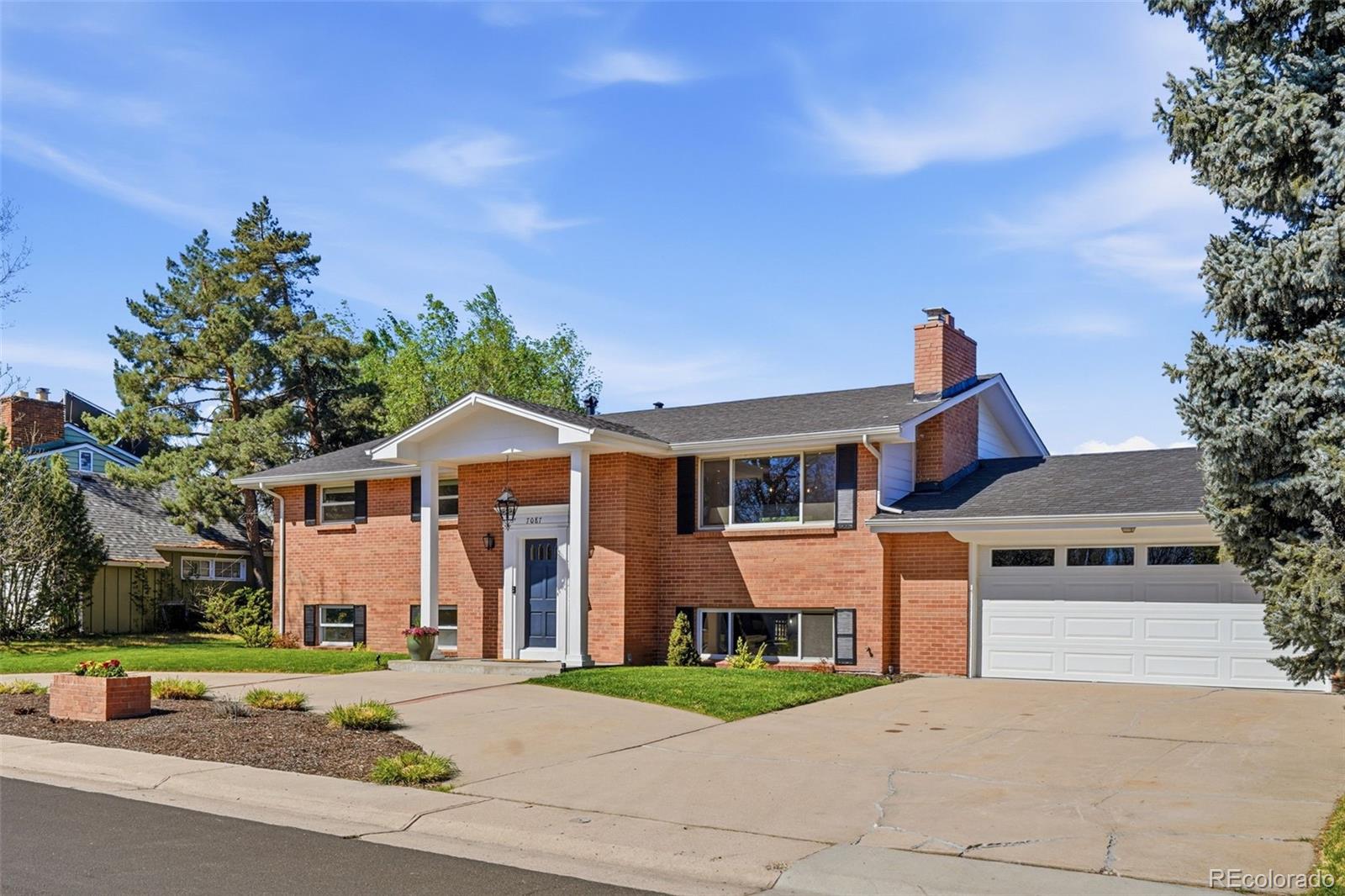 Ridgewood Littleton Home | MLS #: 26582877087 S Davies Street, Littleton Beds: 5 Baths: 3 Price: $874,900