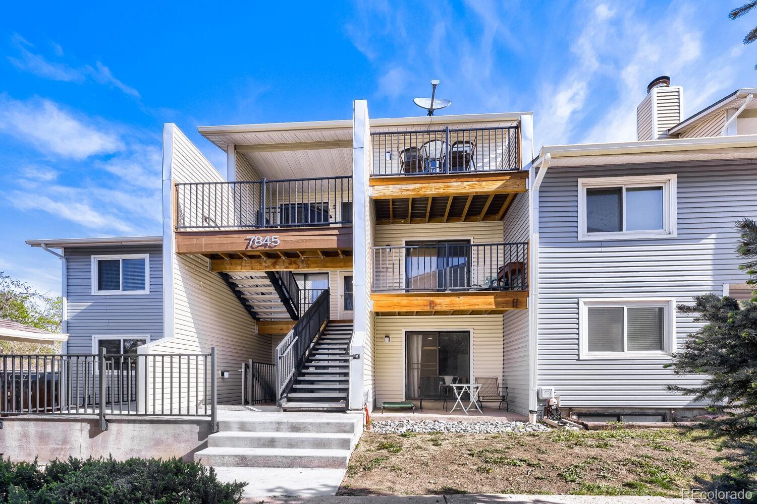  Arvada Condo / Townhome | MLS #: 40730067845  Barbara Ann Drive G, Arvada Beds: 3 Baths: 2 Price: $310,000