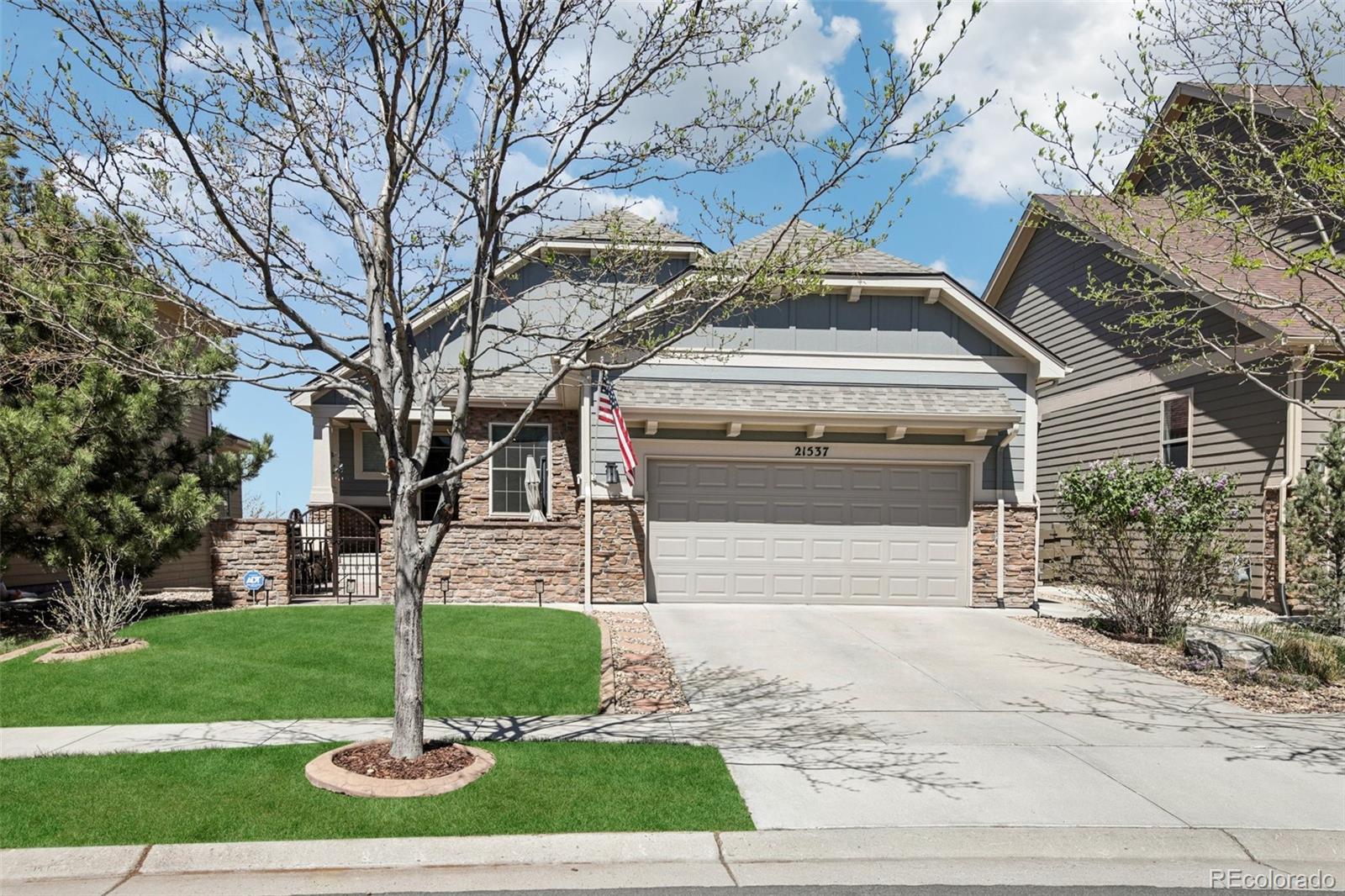 Idyllwilde Parker Home | MLS #: 741329921537 E Stroll Avenue, Parker Beds: 3 Baths: 3 Price: $725,000