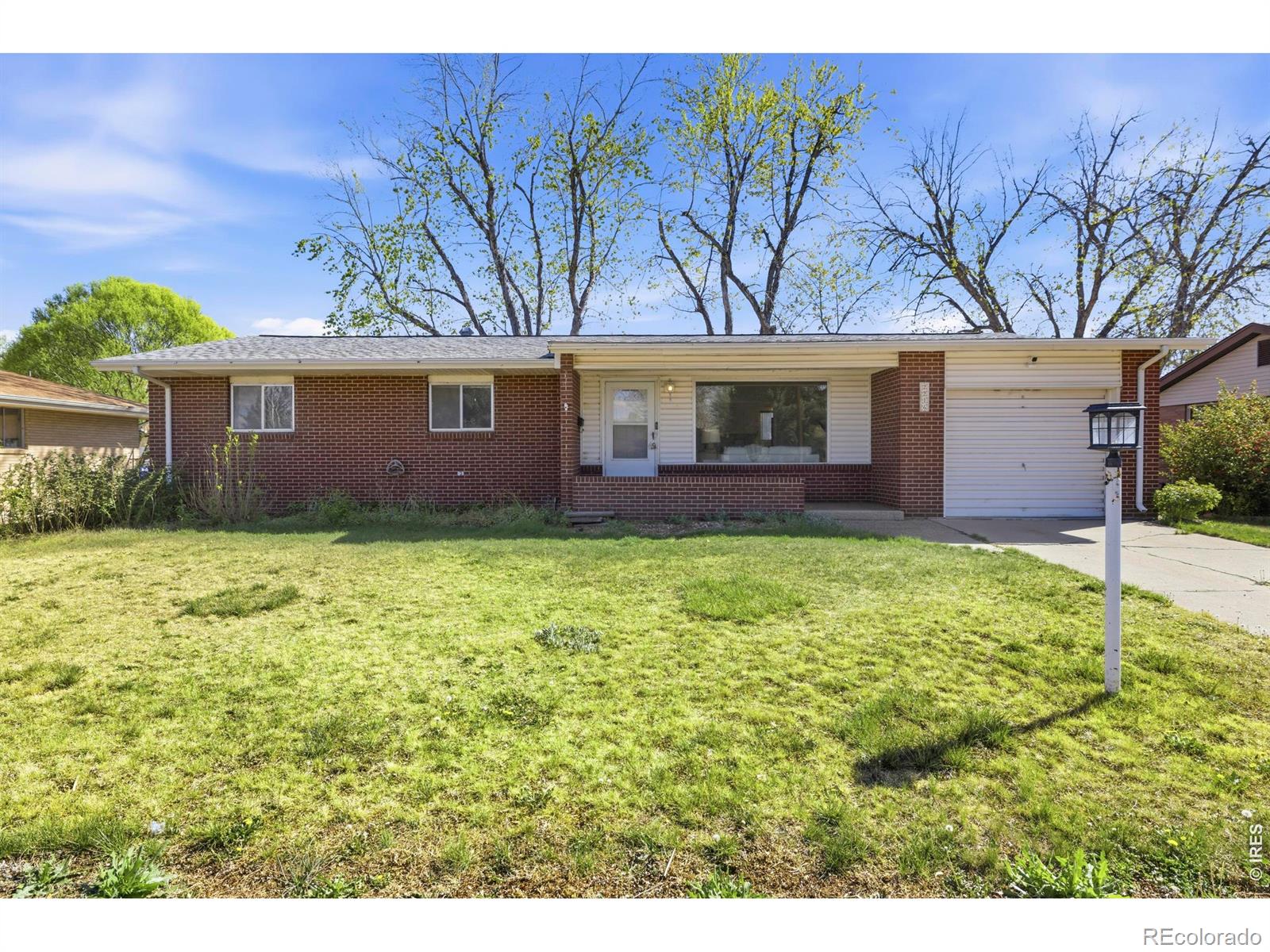 2216  12th street, Greeley sold home. Closed on 2026-05-20 for $350,000.