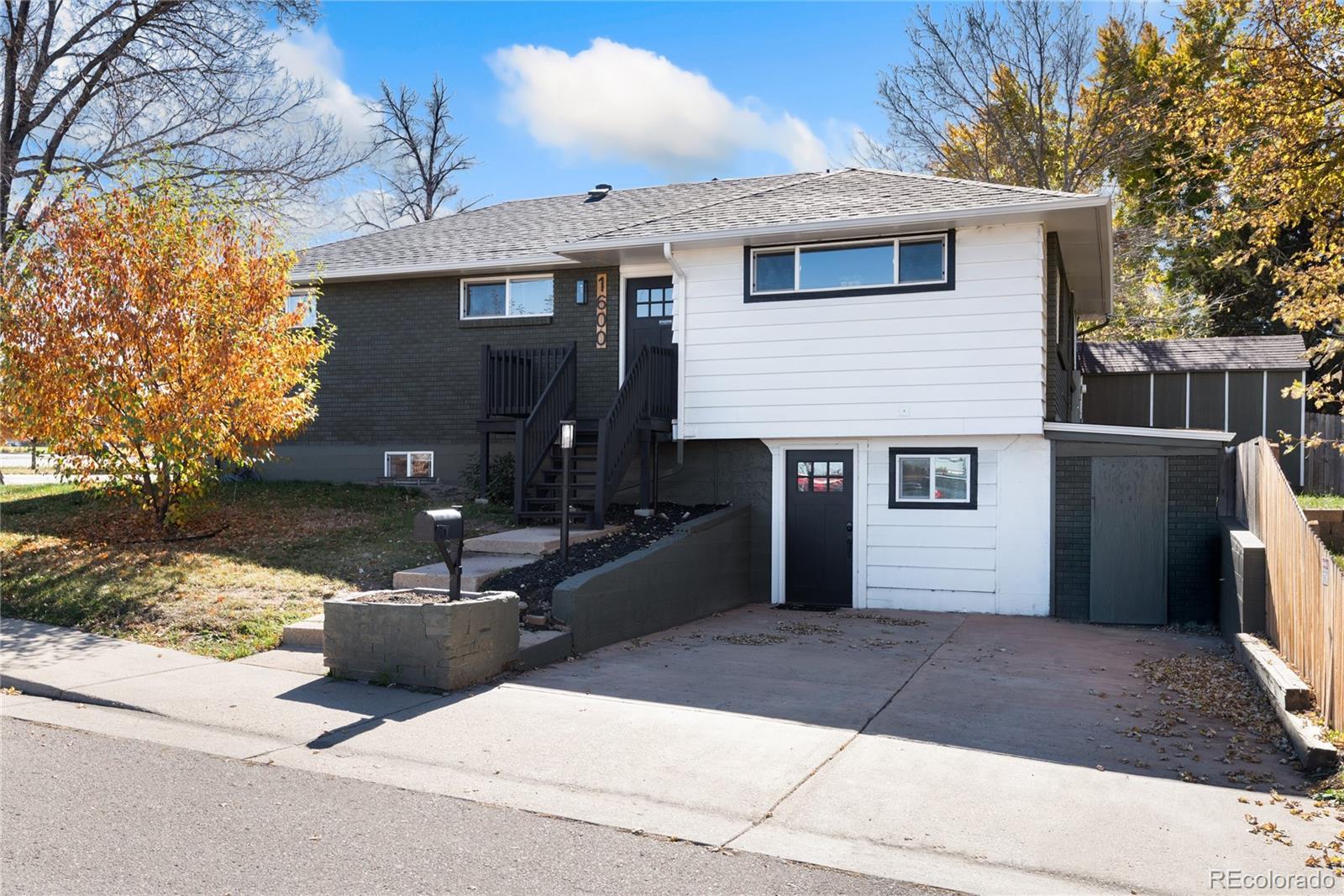 Centennial Heights Littleton Home | MLS #: 39770731600 W Sheri Lane, Littleton Beds: 5 Baths: 4 Price: $599,000