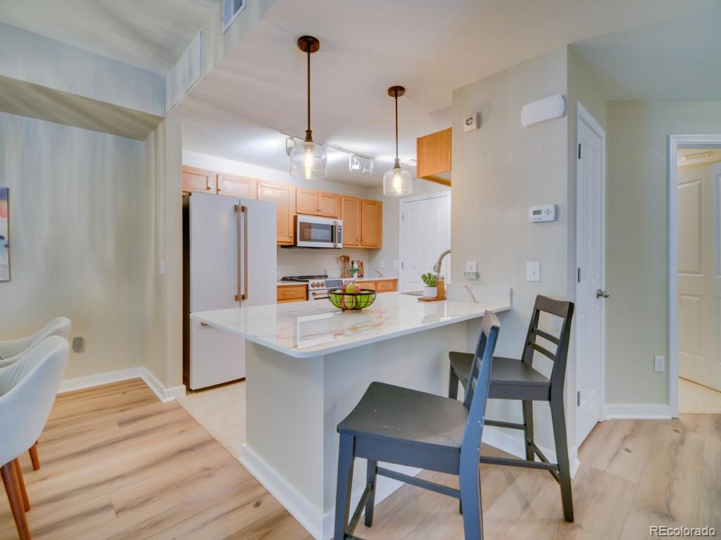 8778 s kipling way, Littleton sold home. Closed on 2026-05-22 for $430,000.
