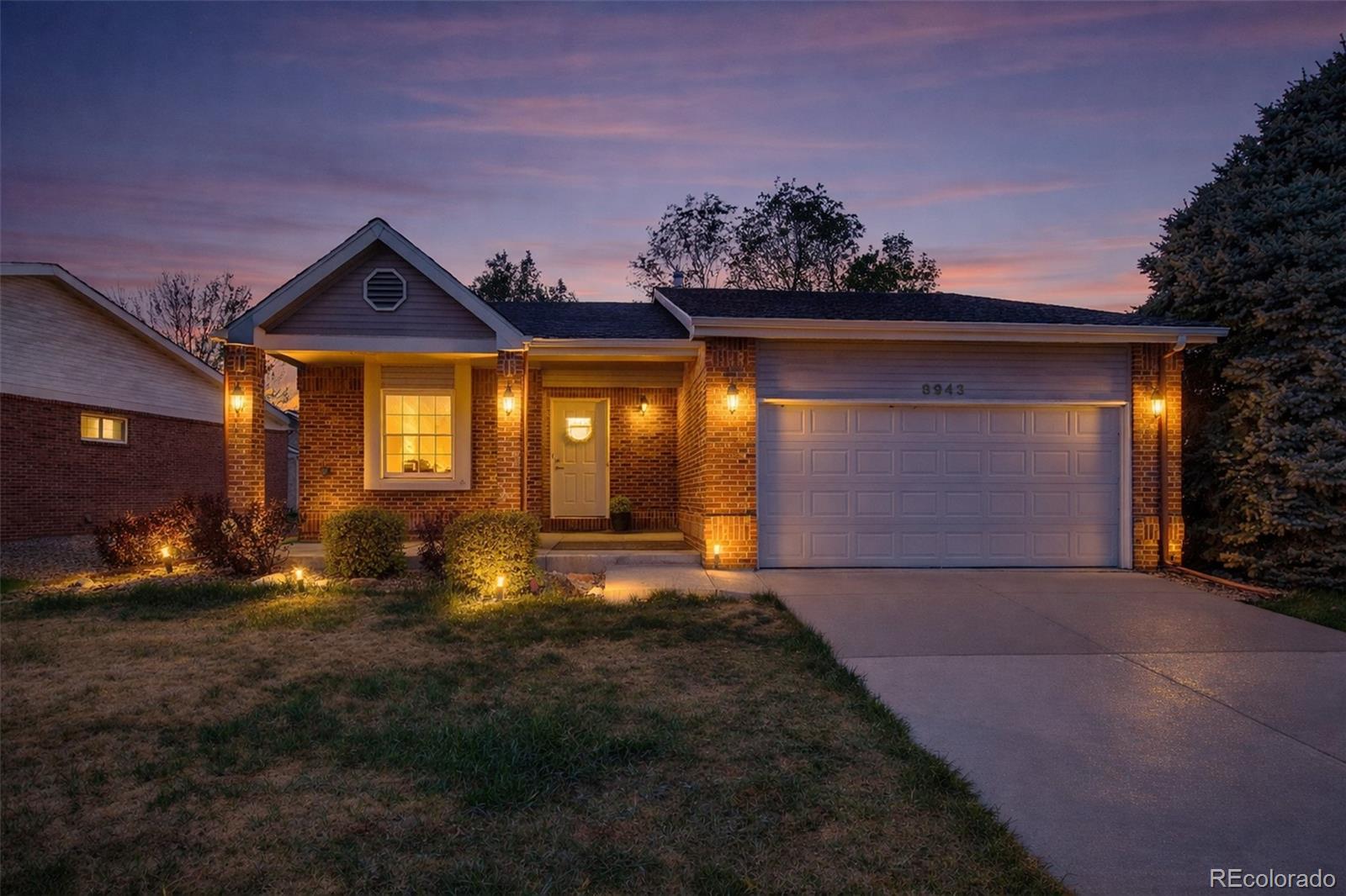 8943  greenspointe lane, Highlands Ranch sold home. Closed on 2026-05-08 for $717,500.