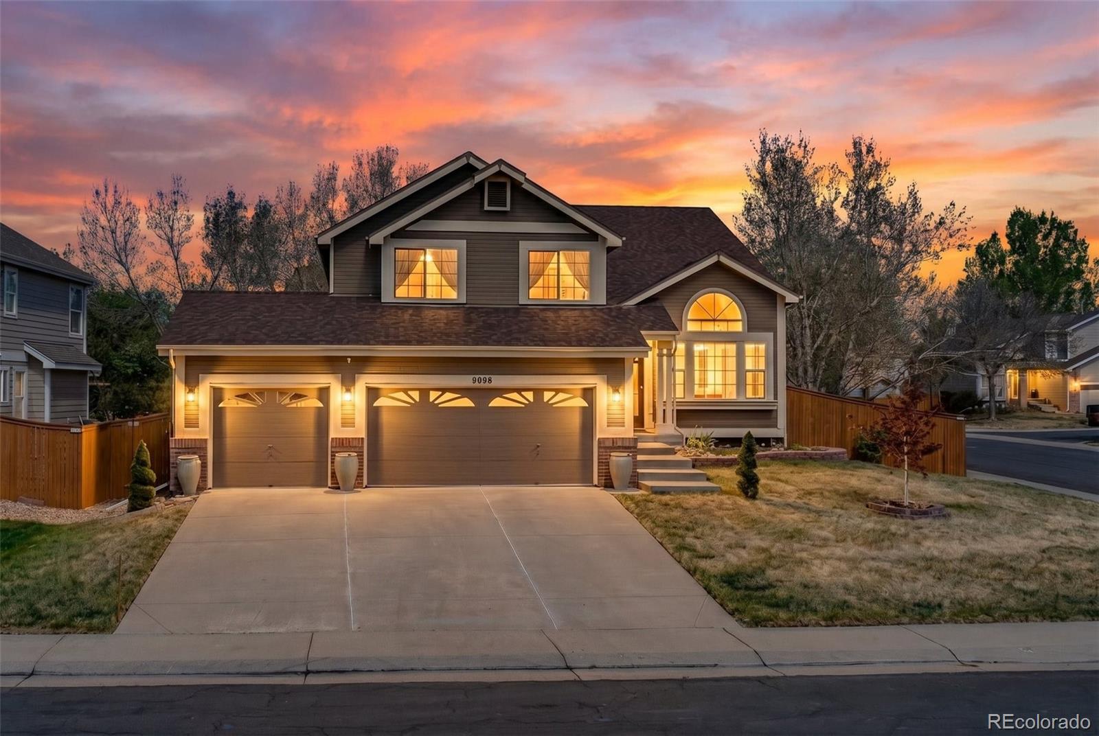 9098  goosander way, Littleton sold home. Closed on 2026-05-22 for $690,000.