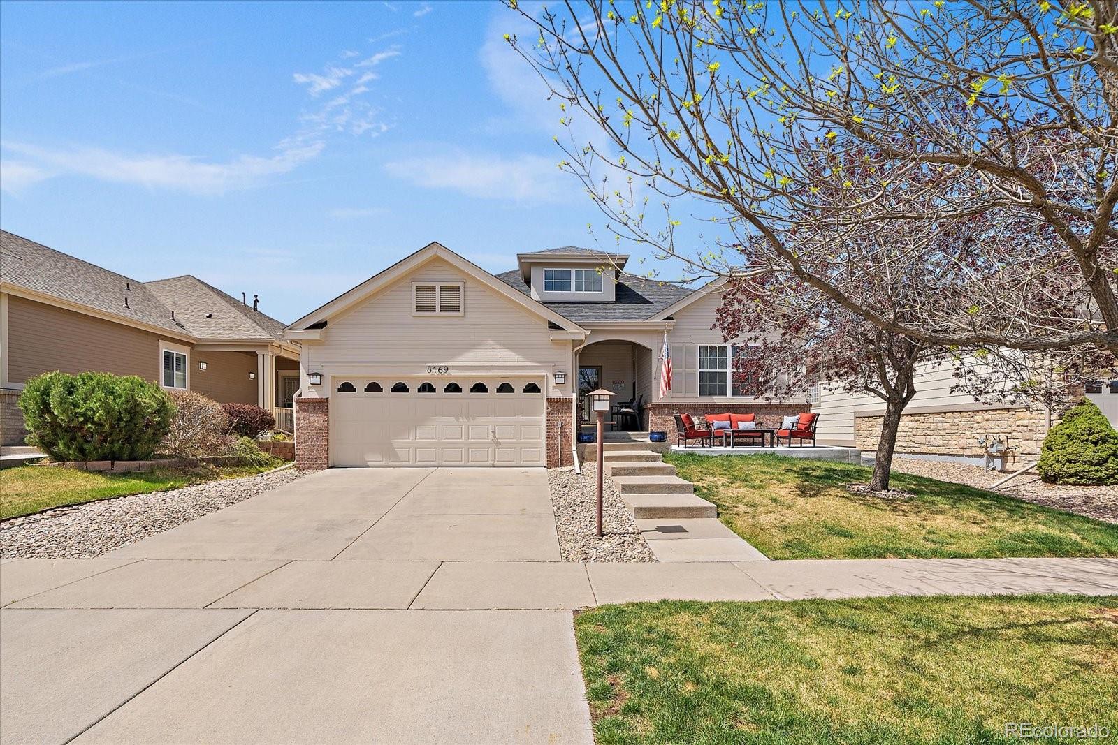  Aurora Home | MLS #: 20351118169 S Catawba Court, Aurora Beds: 2 Baths: 2 Price: $698,000