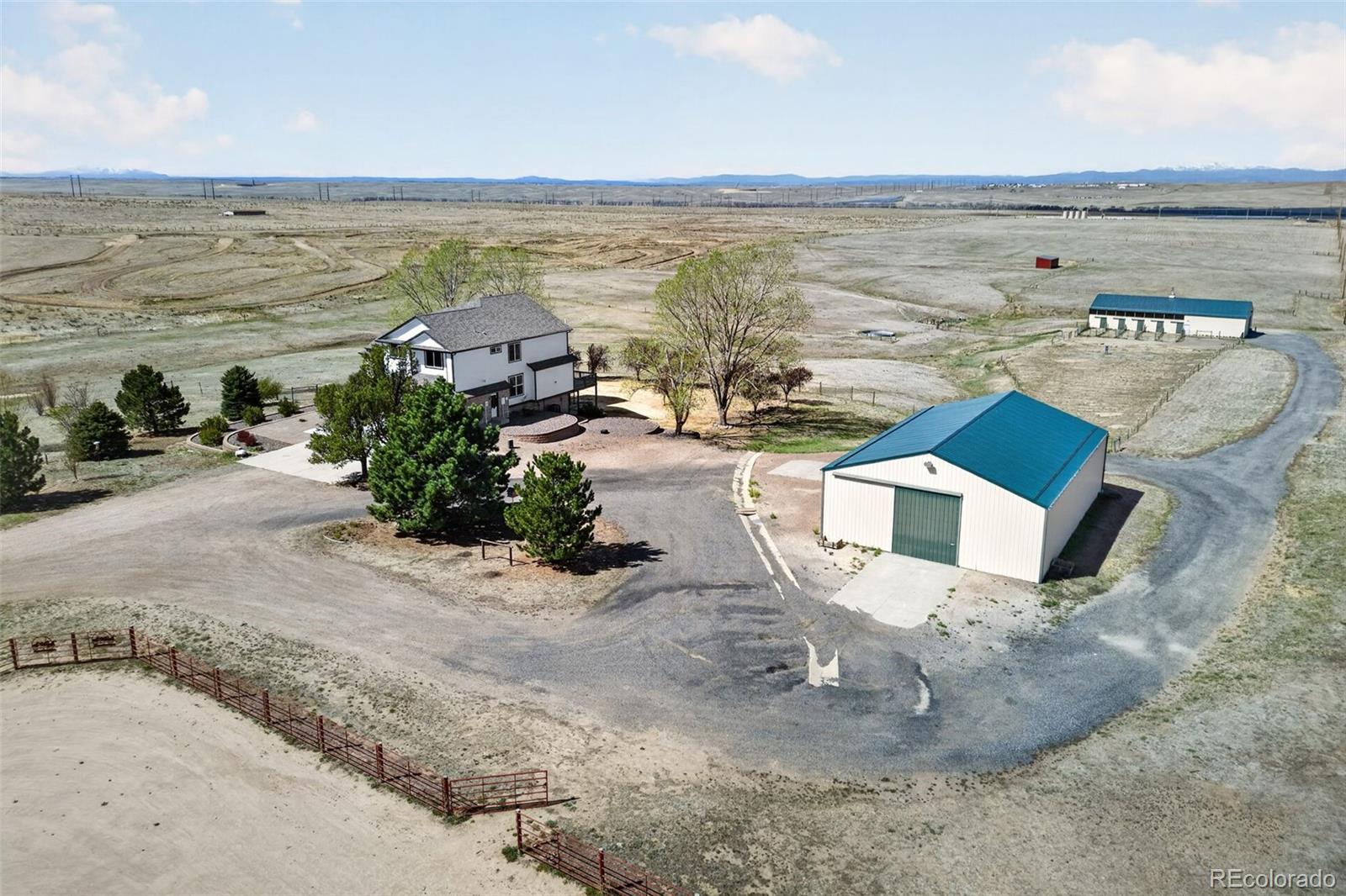 3551 s lookout hill street, Watkins sold home. Closed on 2026-08-31 for $1,540,000.