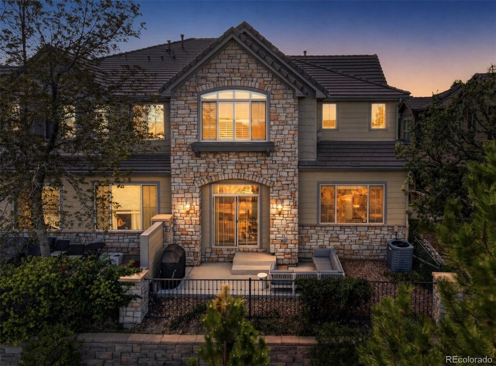 10140  bluffmont lane, Lone Tree sold home. Closed on 2026-05-27 for $610,000.