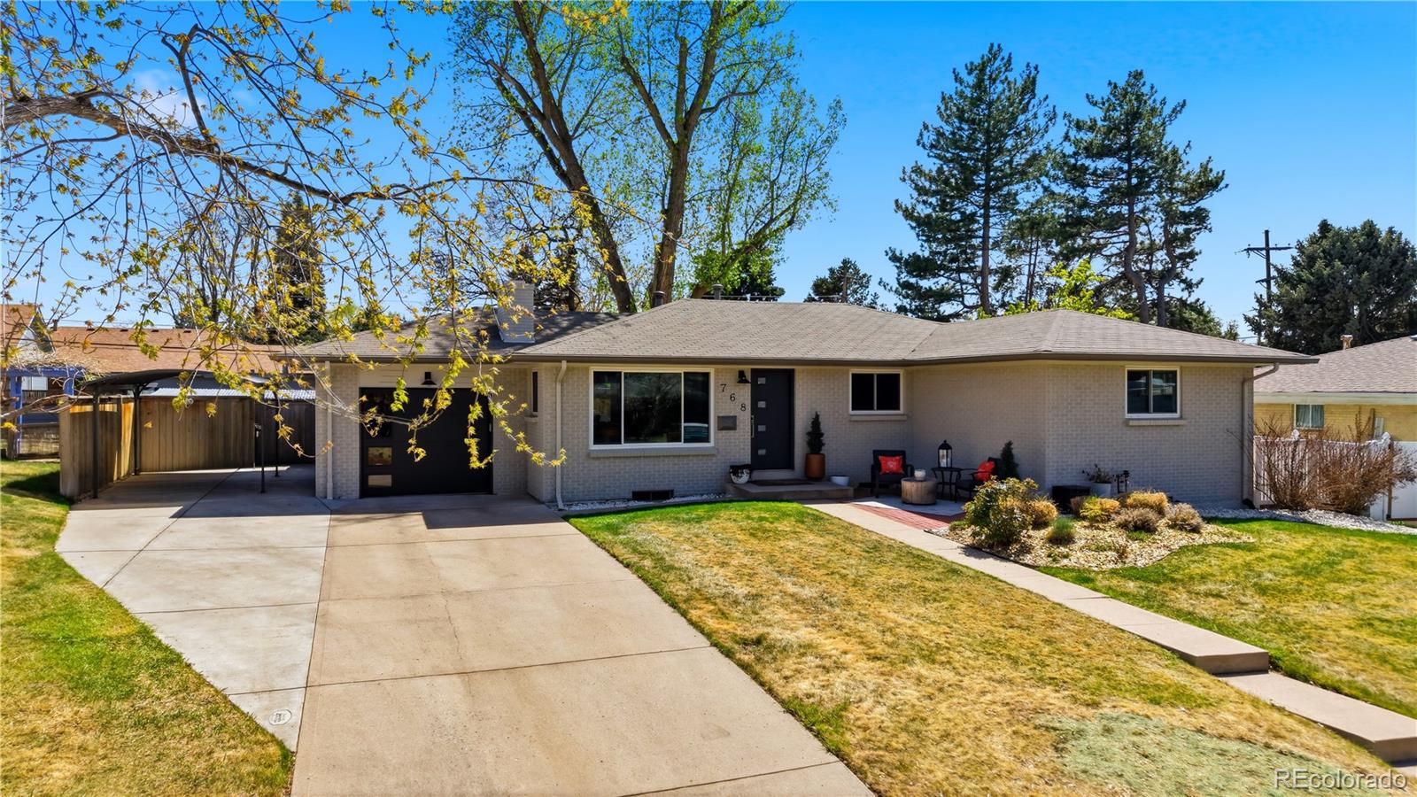 768 w valleyview avenue, Littleton sold home. Closed on 2026-05-22 for $787,800.